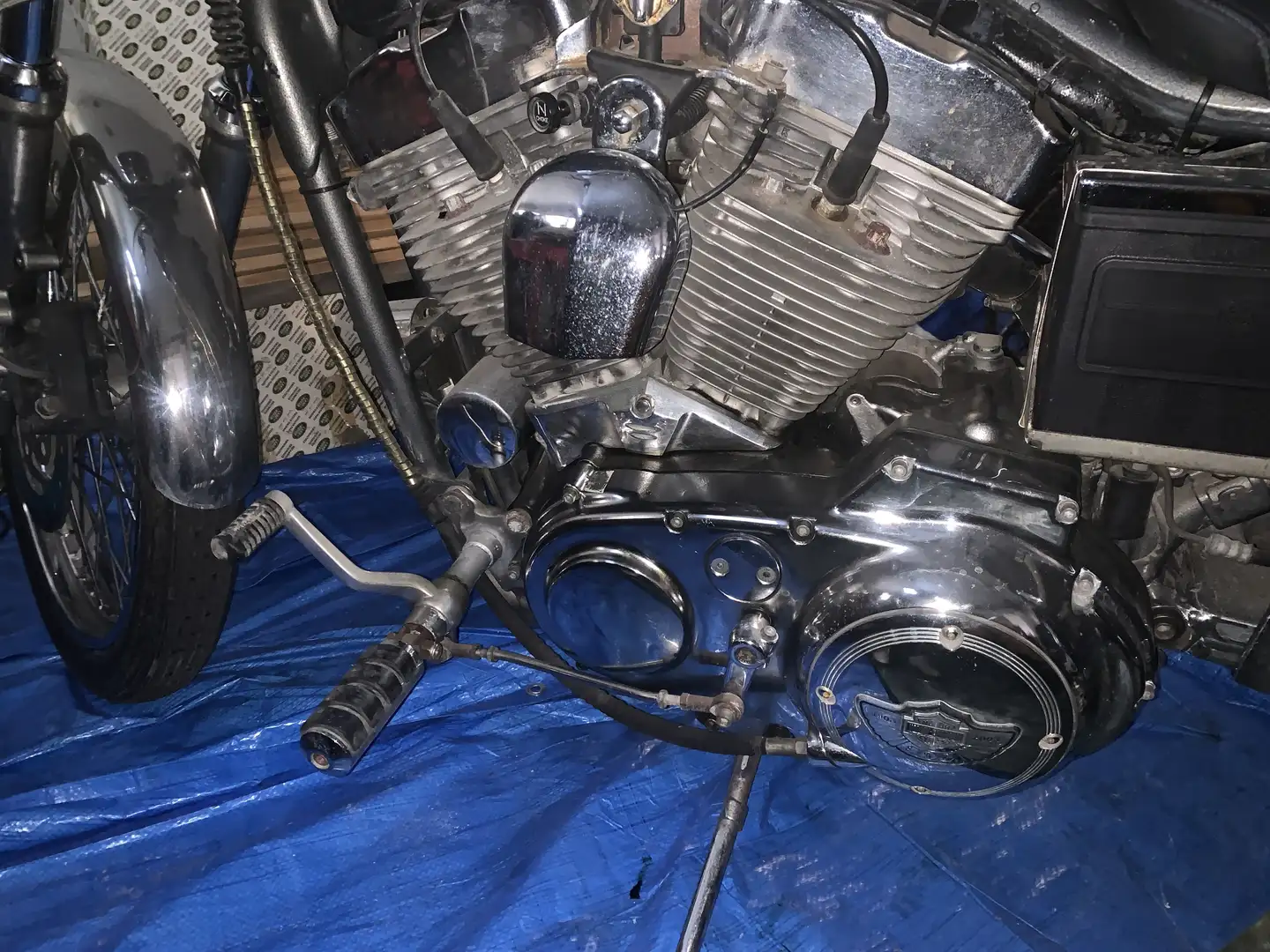 Harley-Davidson Sportster XL 883 Custom Zilver - 2