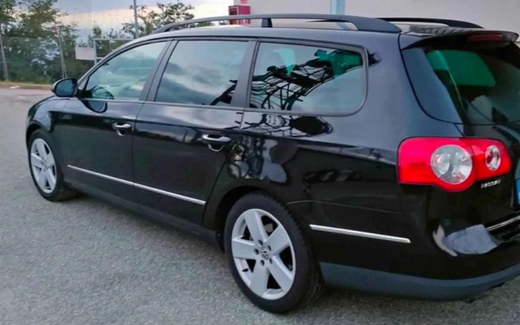 Volkswagen Passat Variant 2.0 tdi Comfortline dpf - 1