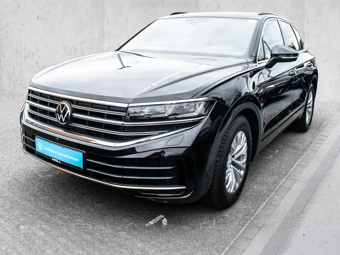 Volkswagen Touareg 3.0 TDI 4Motion DSG Elegance 2xKLIMA 360 Noir - 2