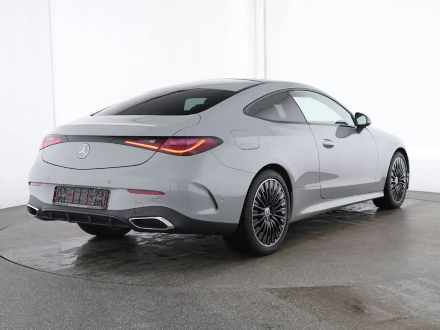 Mercedes-Benz CLE 200 AMG Pano+DLight+Mem+Tot+Sound+Manufaktur Grau - 2