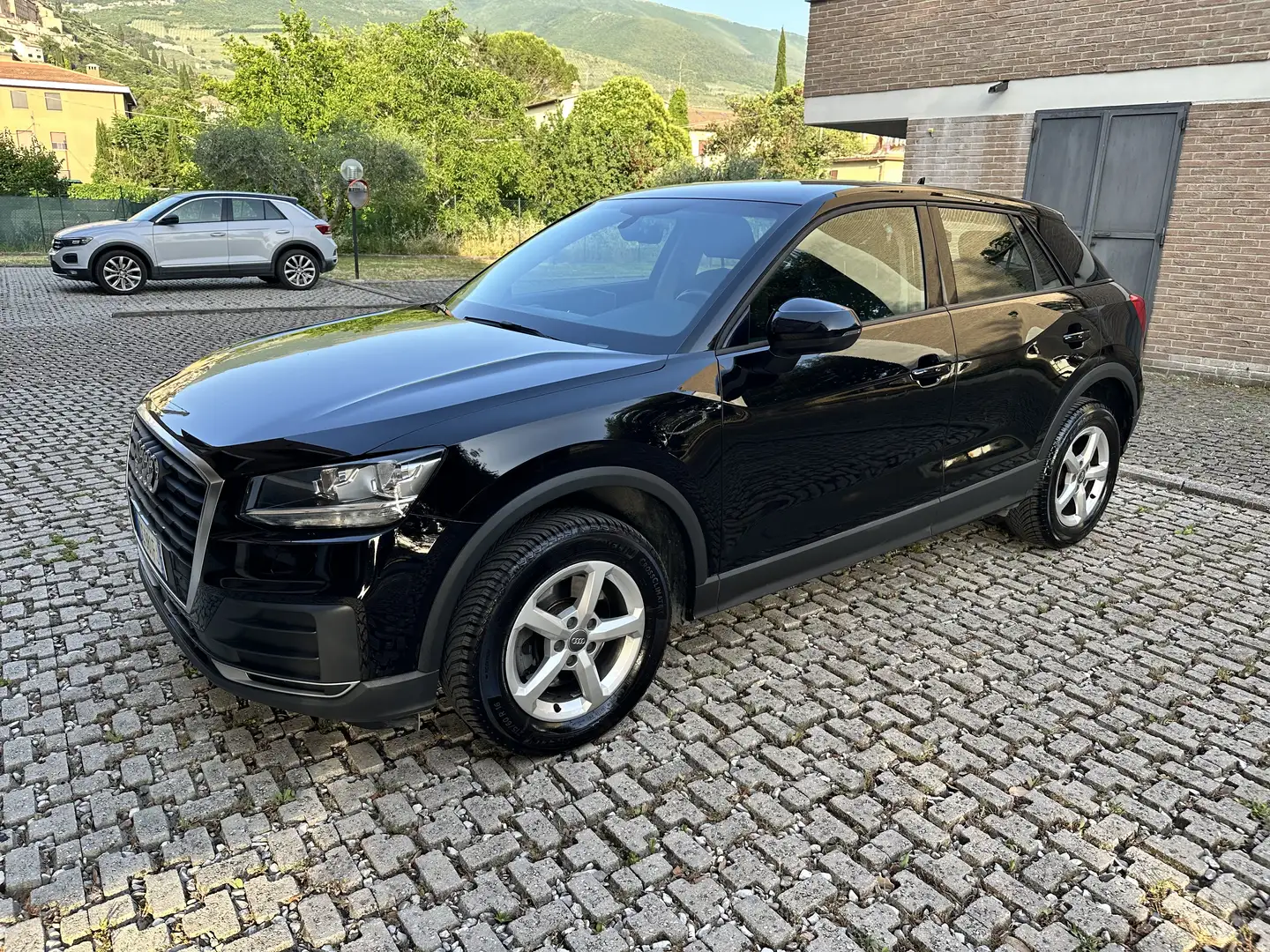 Audi Q2 1.6 tdi Business - 1