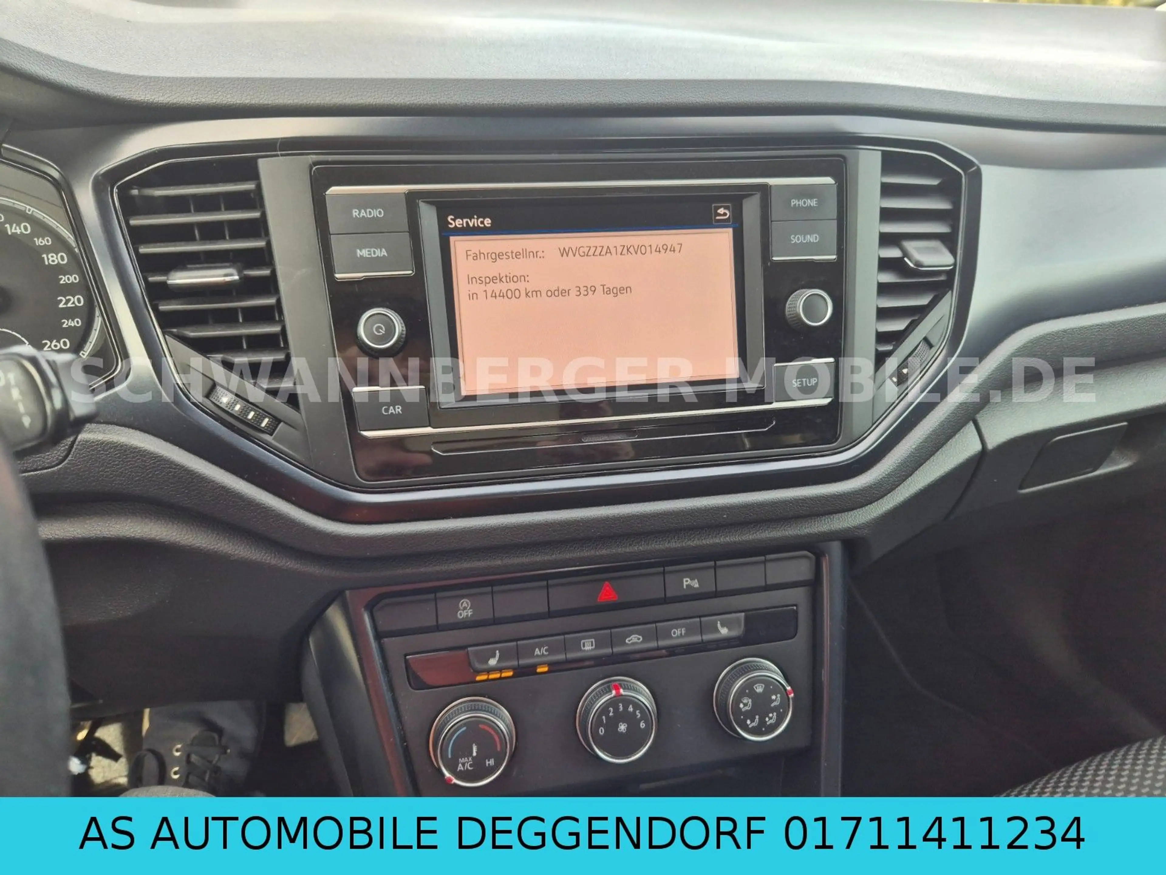 Volkswagen T-Roc Basis-1.HAND-KLIMA-SHZ-GARANTIE-EURO6 — photo 15