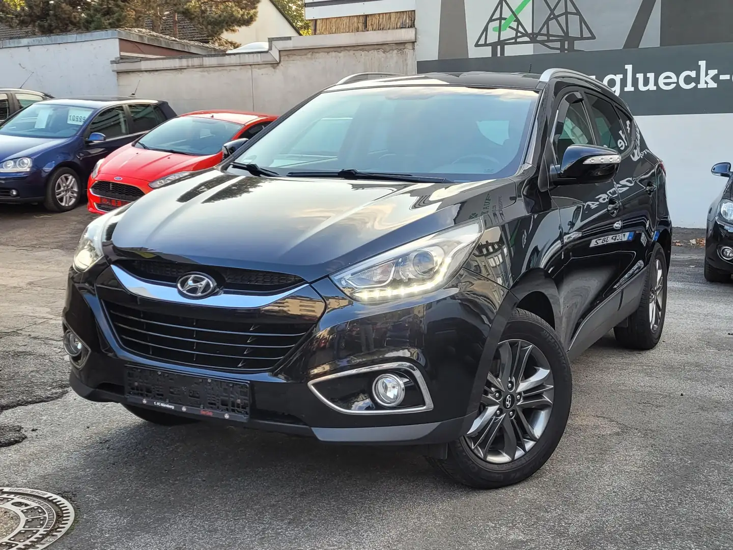 Hyundai iX35 2.0 GDI Trend 2WD*8-fach*Leder*Kamera*4x SH*BT*AUX Schwarz - 1
