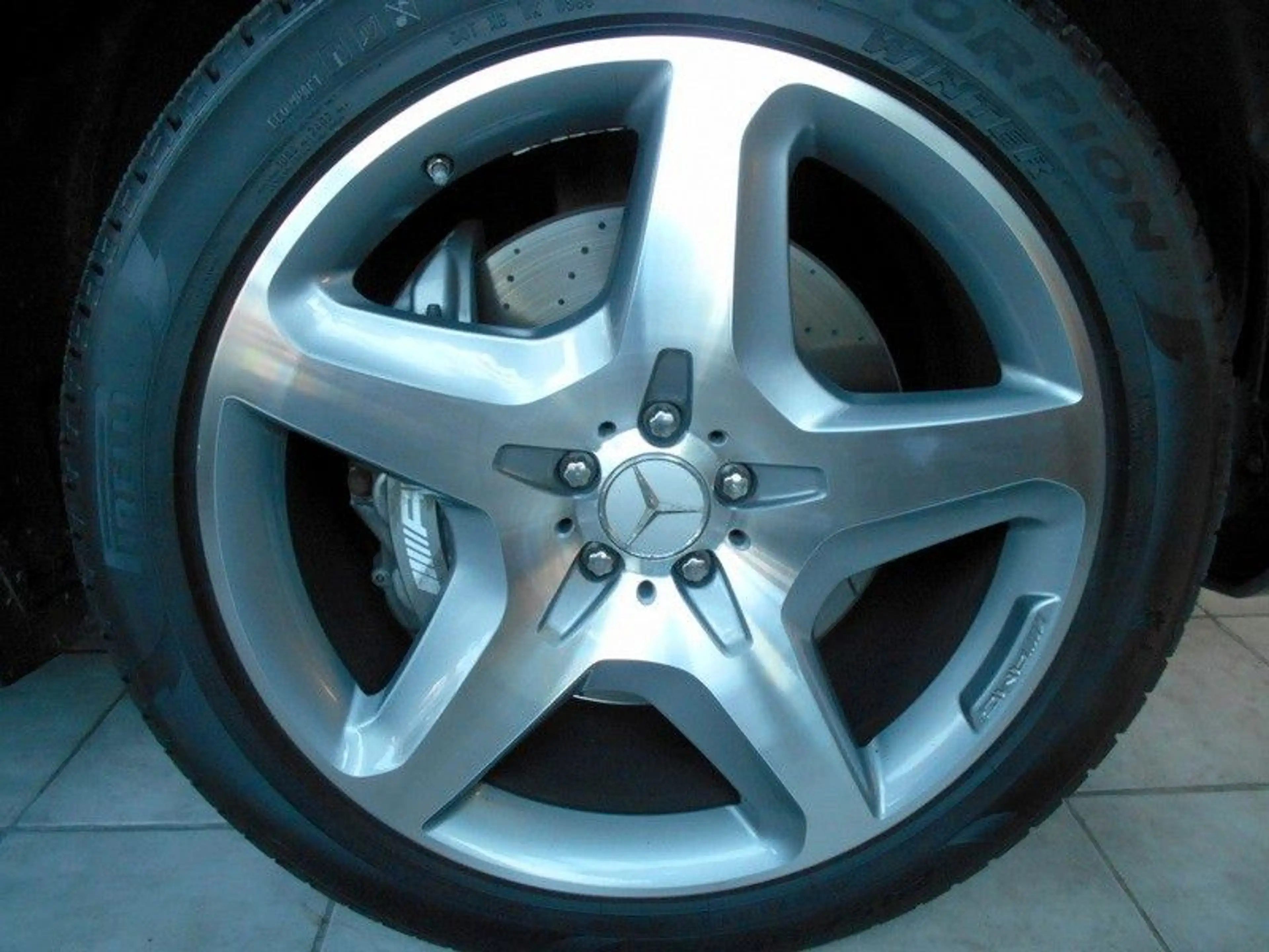 Mercedes-Benz GL 63 AMG 4Matic DESIGNO/NAVI/KEYLESS/PANORAMA — photo 14