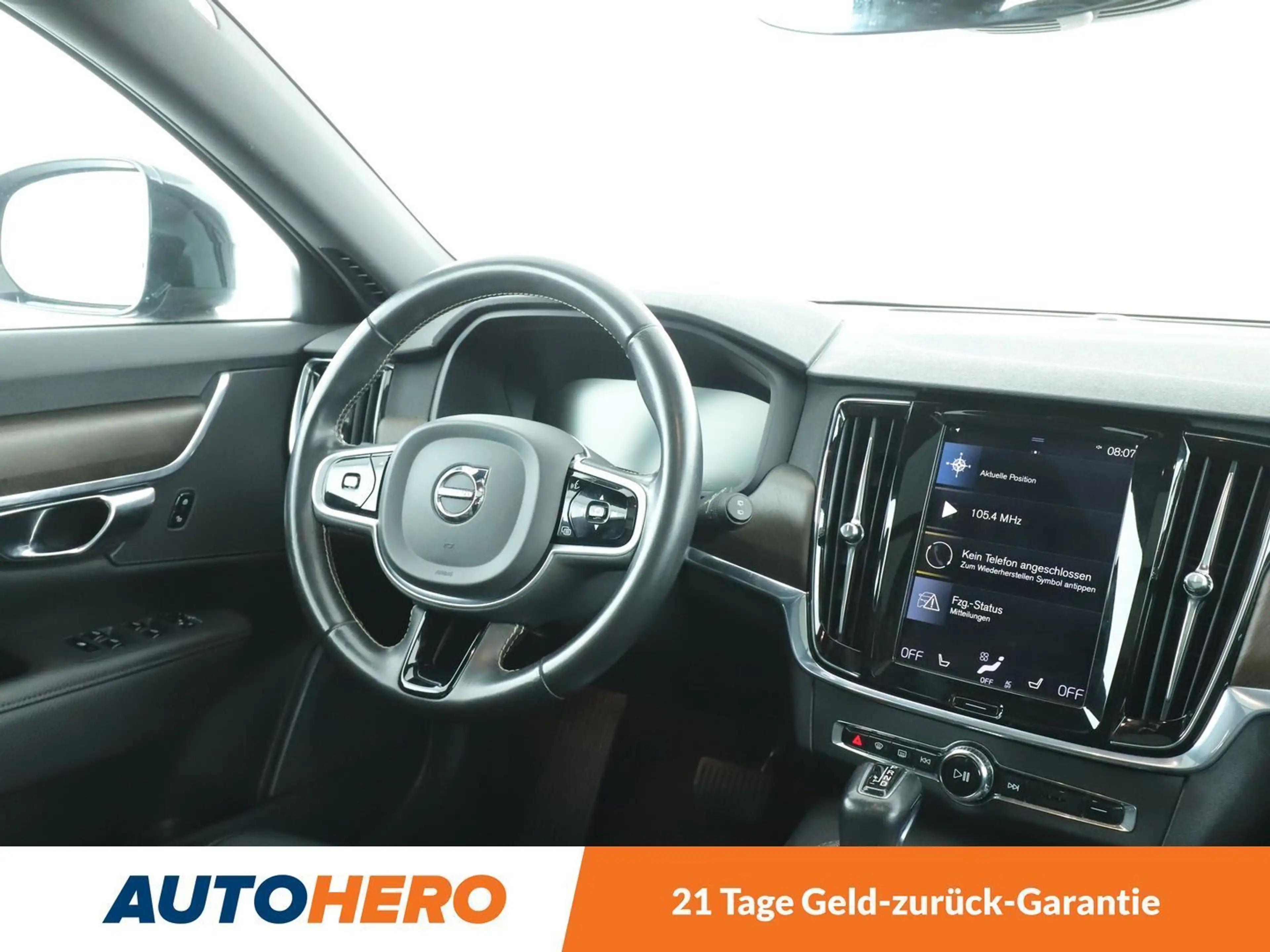 Volvo V90 Cross Country 2.0 D5 Pro AWD Aut*NAVI*LED*ACC*PDC*SHZ* — photo 13