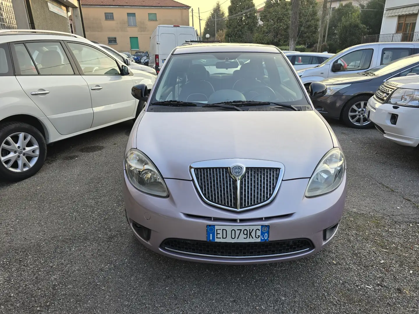 Lancia Ypsilon 1.2 8v elle Paars - 1