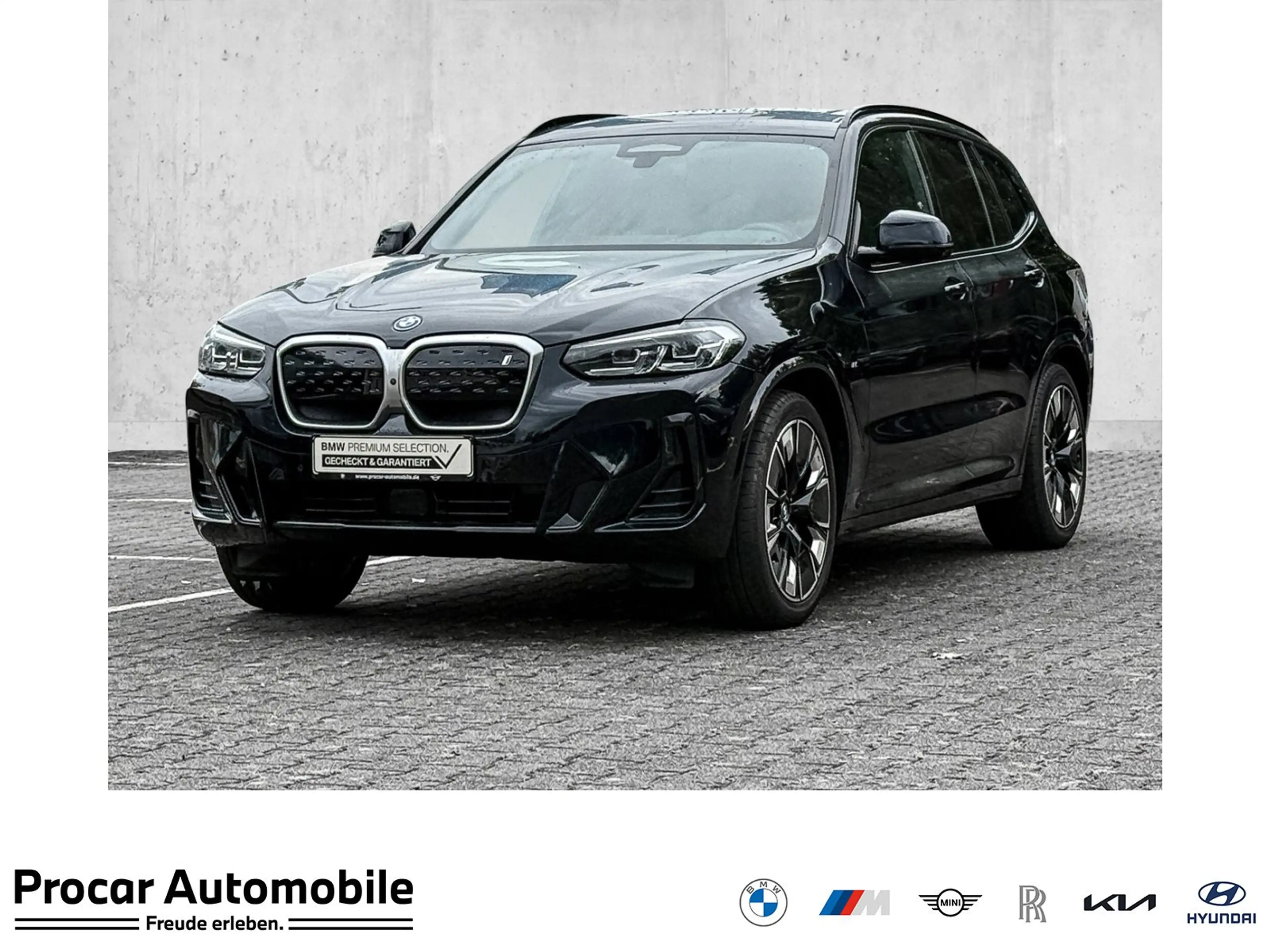 BMW iX3 HUD PANO ACC 360°KAM RFK NAVI KZG LED