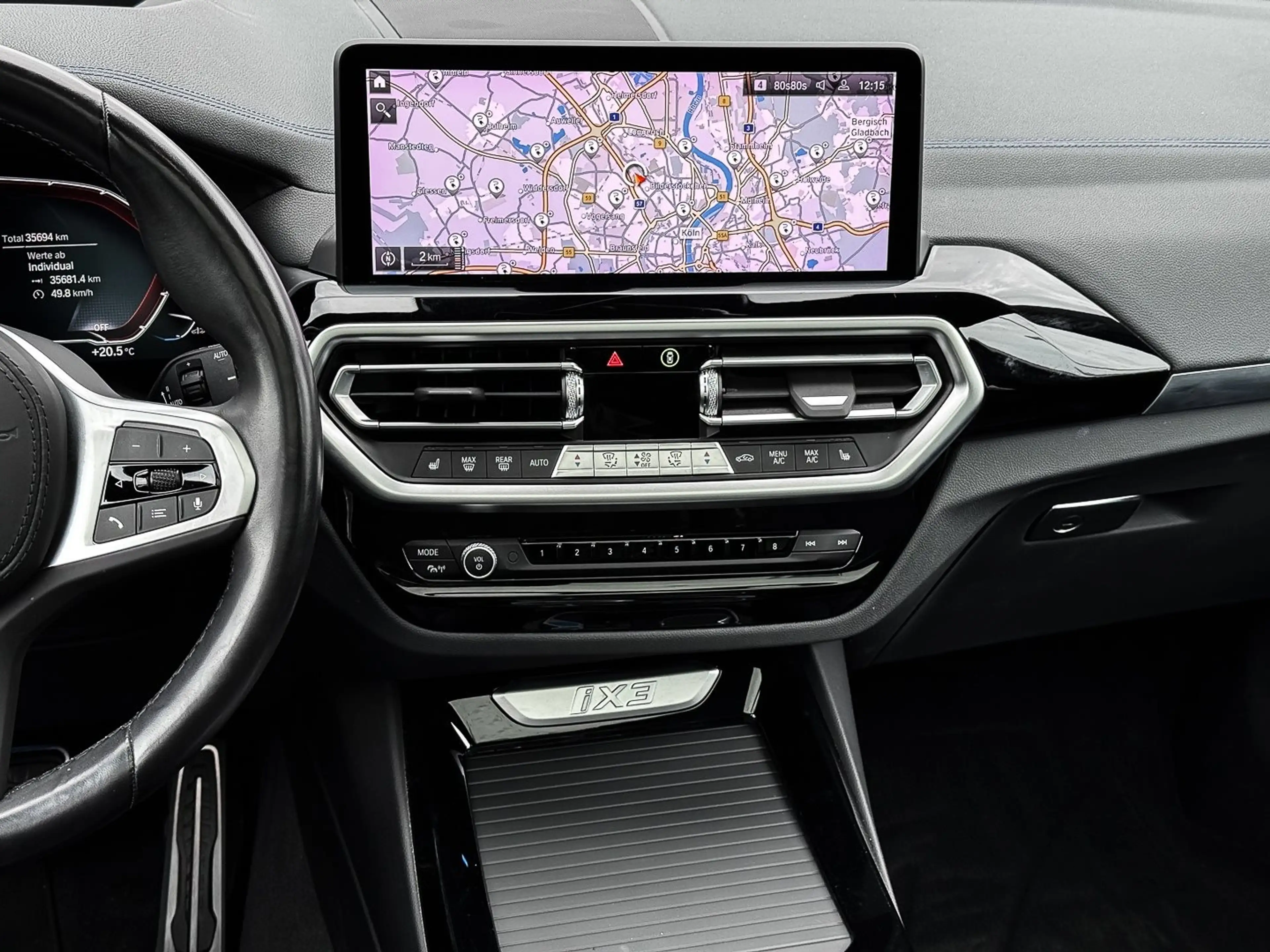 BMW iX3 HUD PANO ACC 360°KAM RFK NAVI KZG LED — photo 11