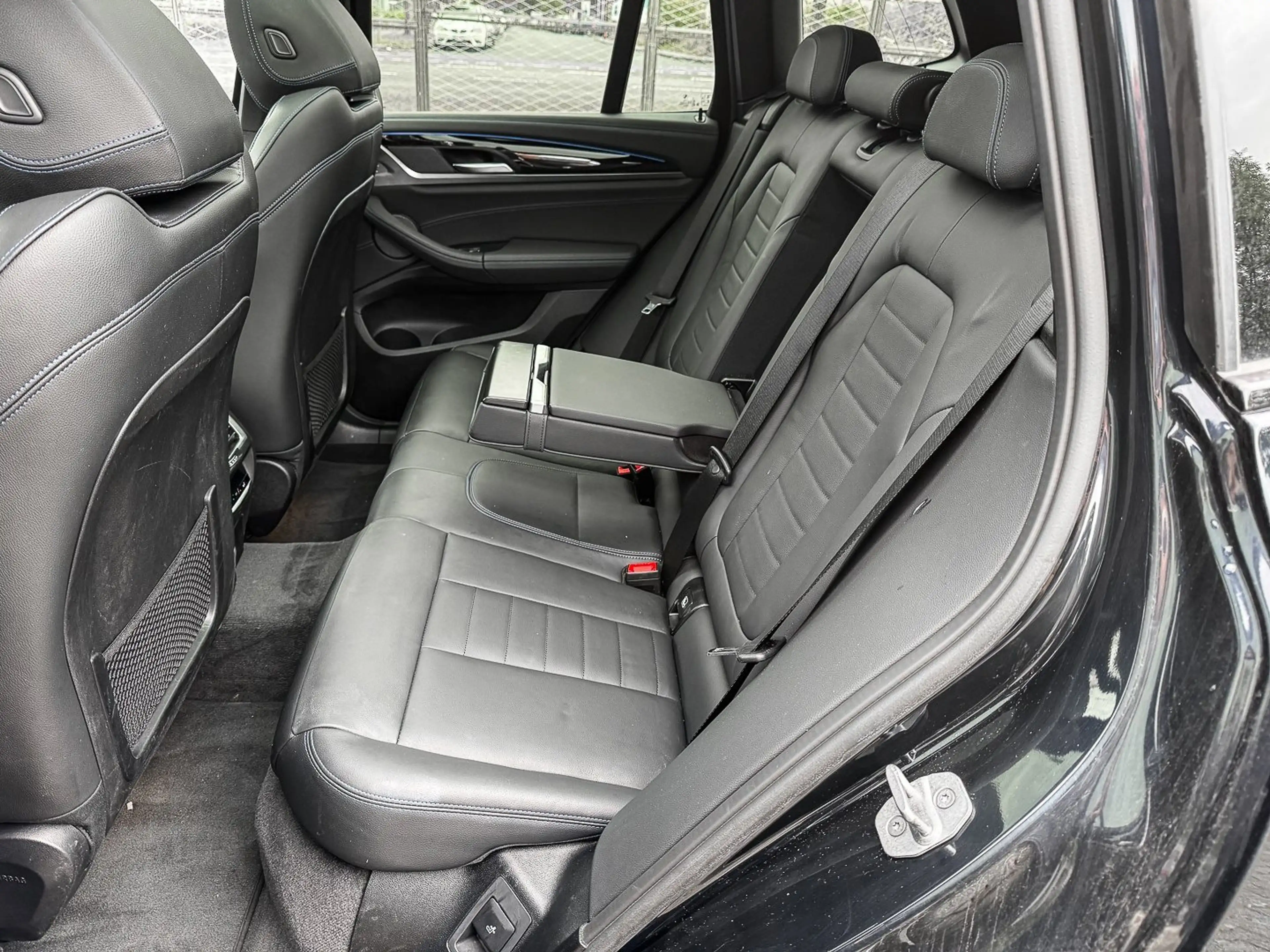BMW iX3 HUD PANO ACC 360°KAM RFK NAVI KZG LED — photo 23