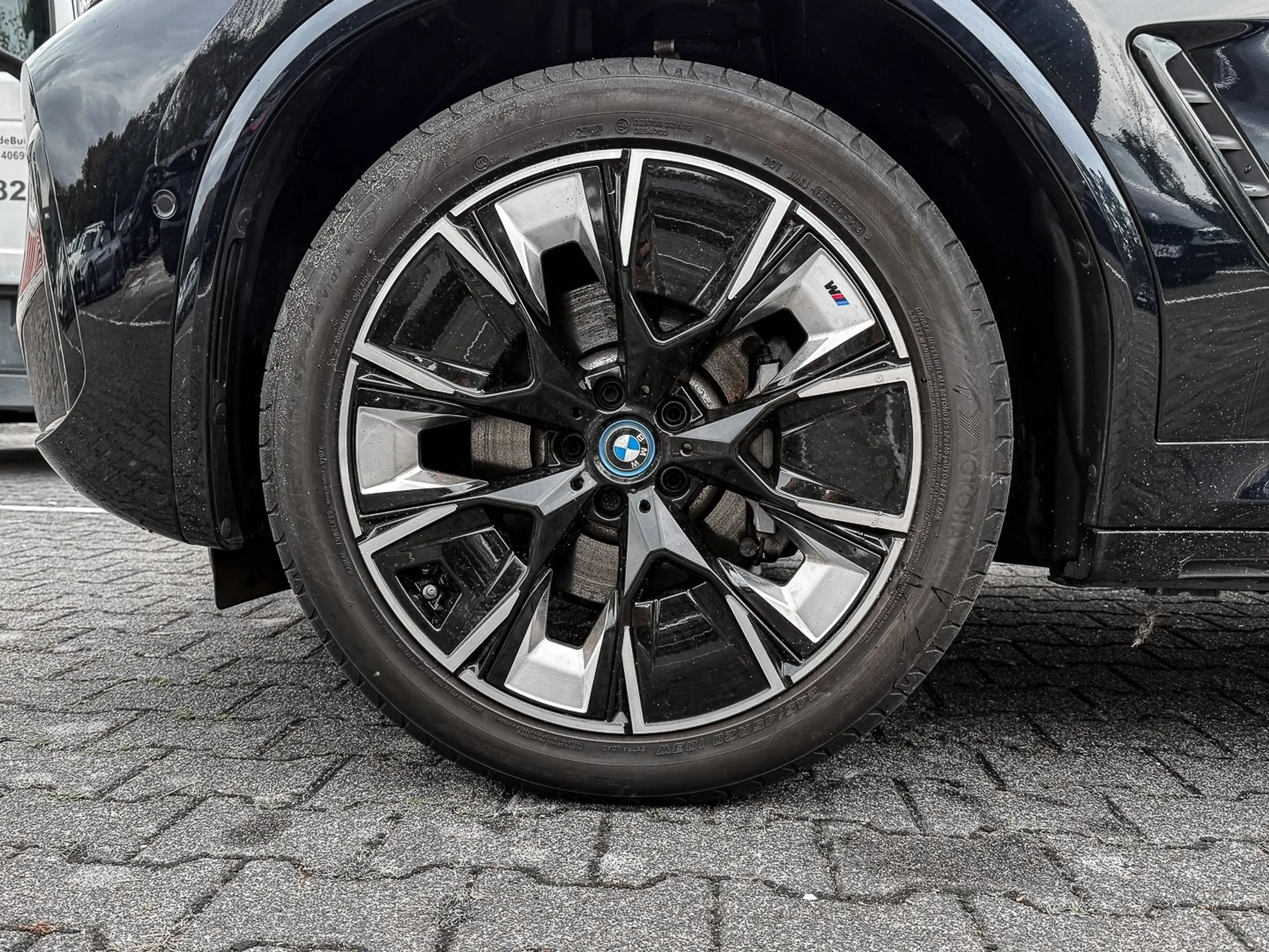 BMW iX3 HUD PANO ACC 360°KAM RFK NAVI KZG LED — photo 6