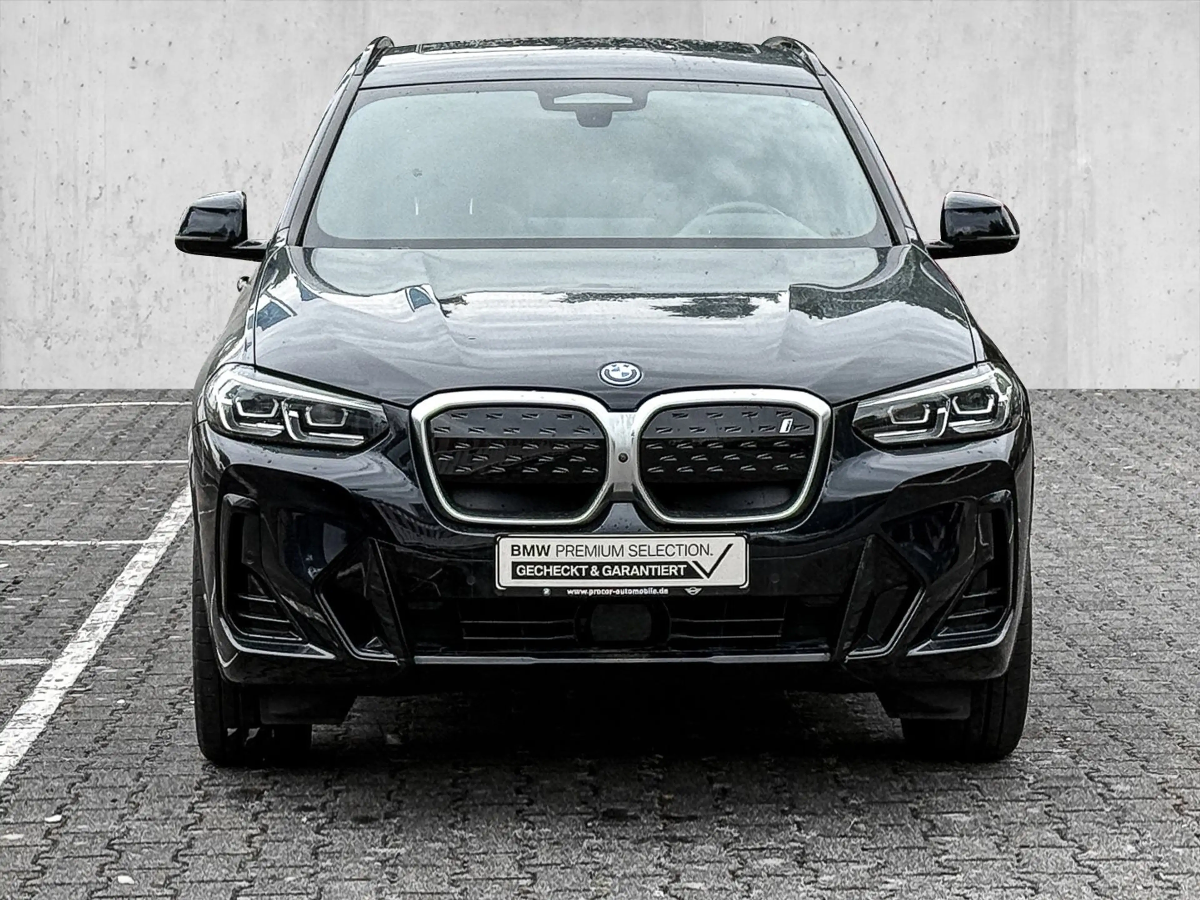 BMW iX3 HUD PANO ACC 360°KAM RFK NAVI KZG LED — photo 3