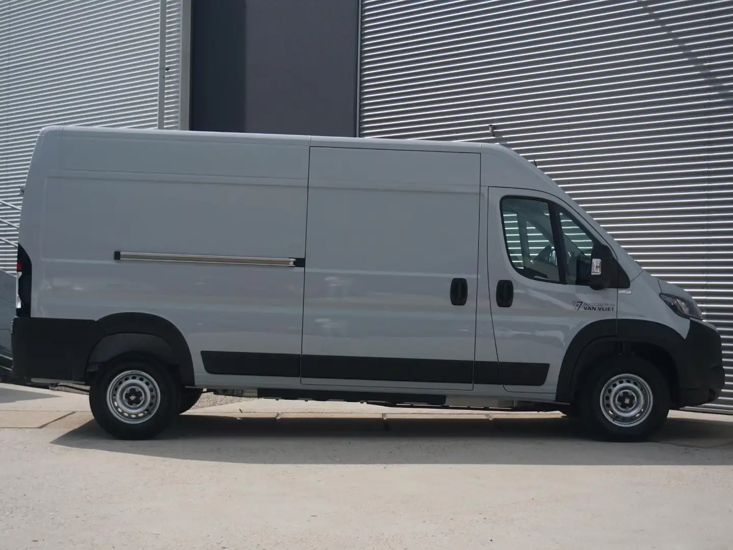 Fiat Ducato E-Ducato 4.25t L3H2 Heavy 110 kWh | camera | navig - 2