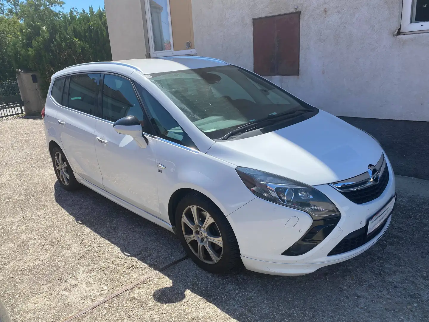 Opel Zafira Tourer Zafira Tourer 2,0 CDTI Ecotec Sport Sport Weiß - 1
