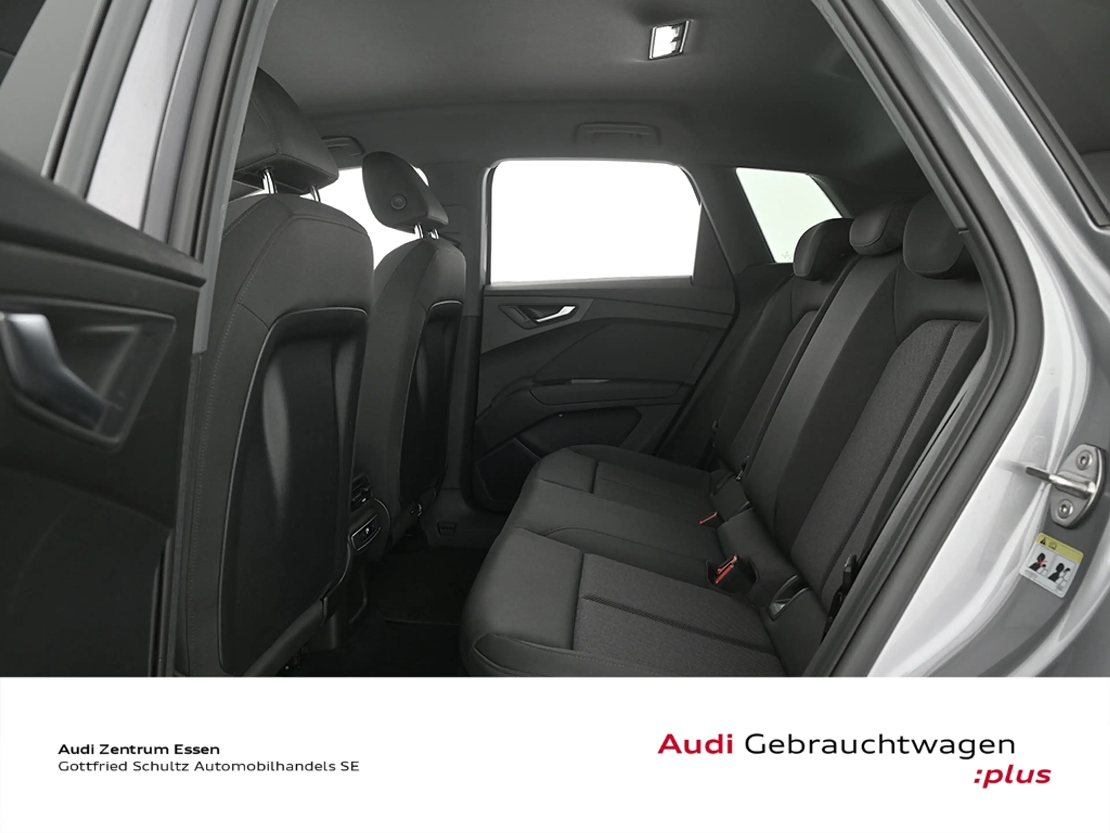 Audi Q4 e-tron 40 150 kW — photo 12
