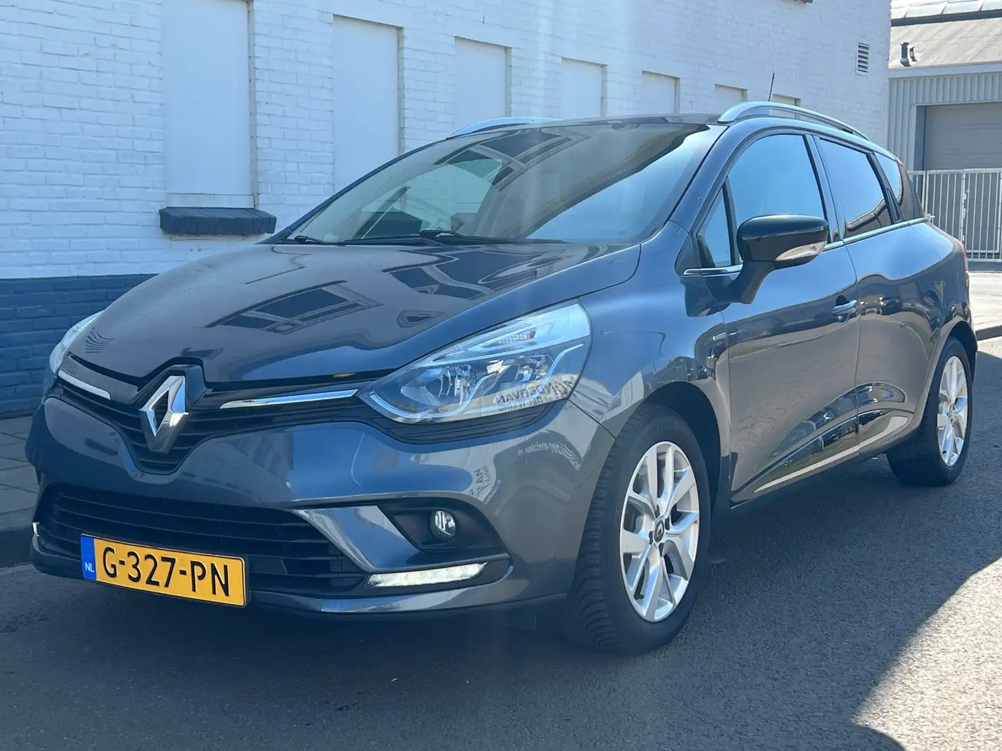 Renault Clio Estate TCe 90 Limited|Carplay|Navi|PDC|Cruise Gris - 2
