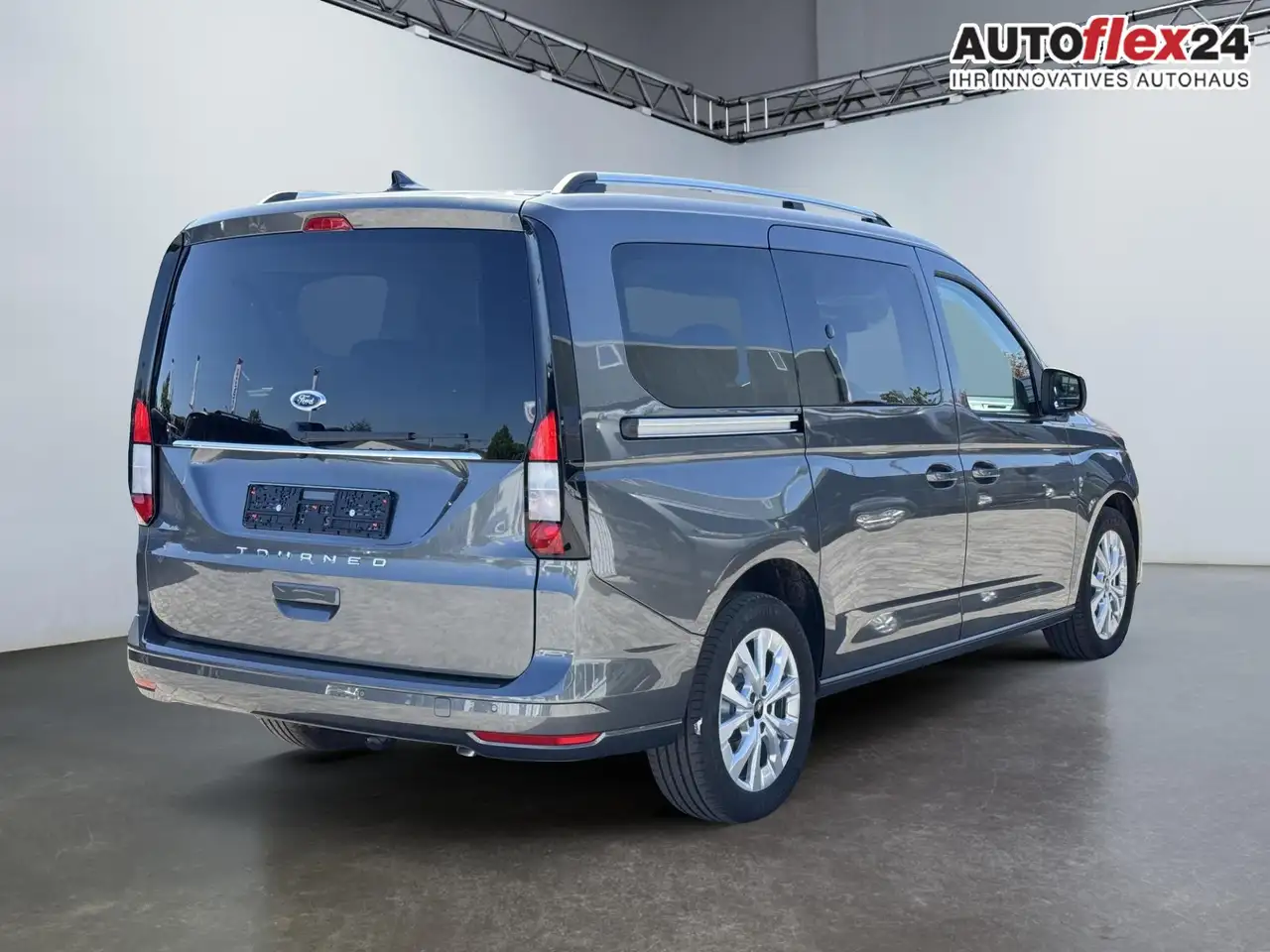 Ford Tourneo Connect Grand Titanium 2,0 7 Sitzer Klimaautomatik Anhä... 5