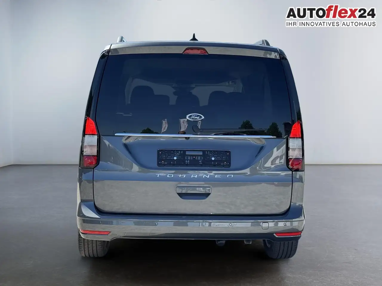 Ford Tourneo Connect Grand Titanium 2,0 7 Sitzer Klimaautomatik Anhä... 4