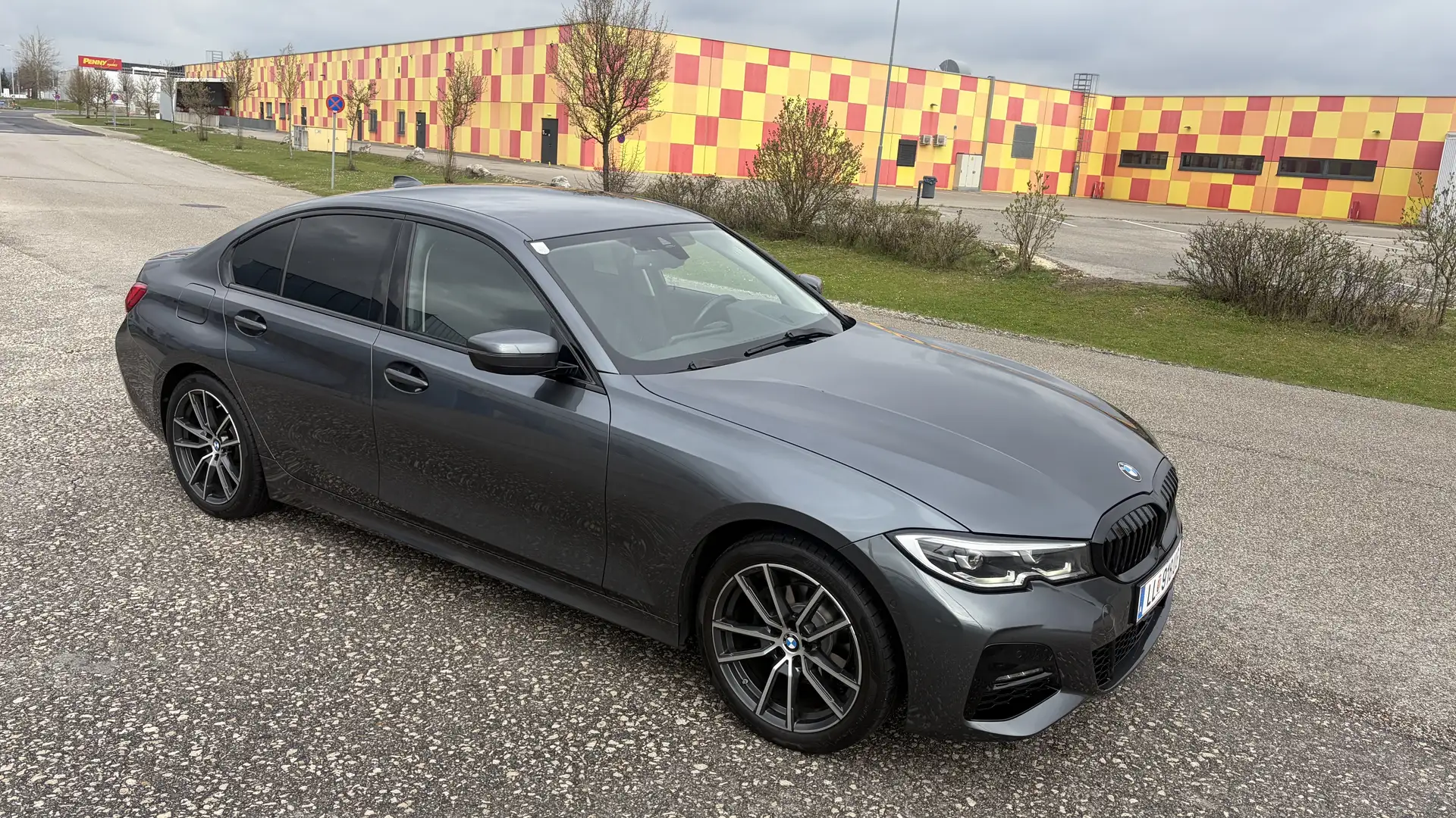 BMW 318 HeadUp*VirtualCockpit*ACC*Hifi*AHK*Kamera* - 2