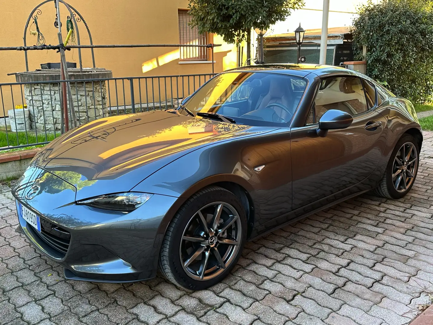 Mazda MX-5 RF Grigio - 1