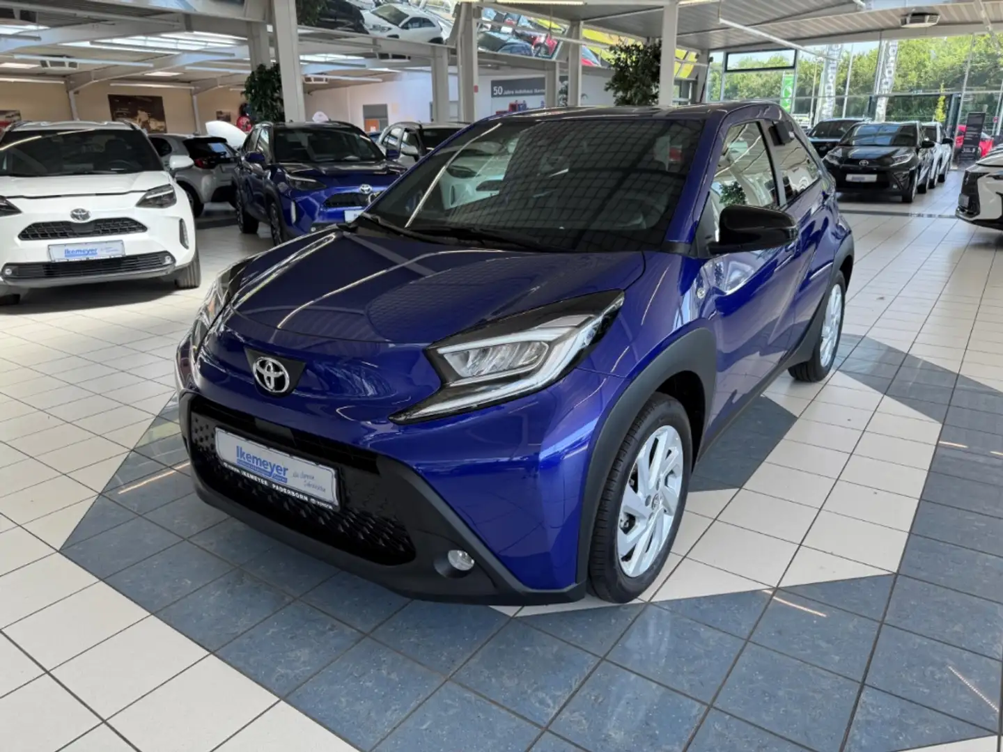 toyota aygo x
