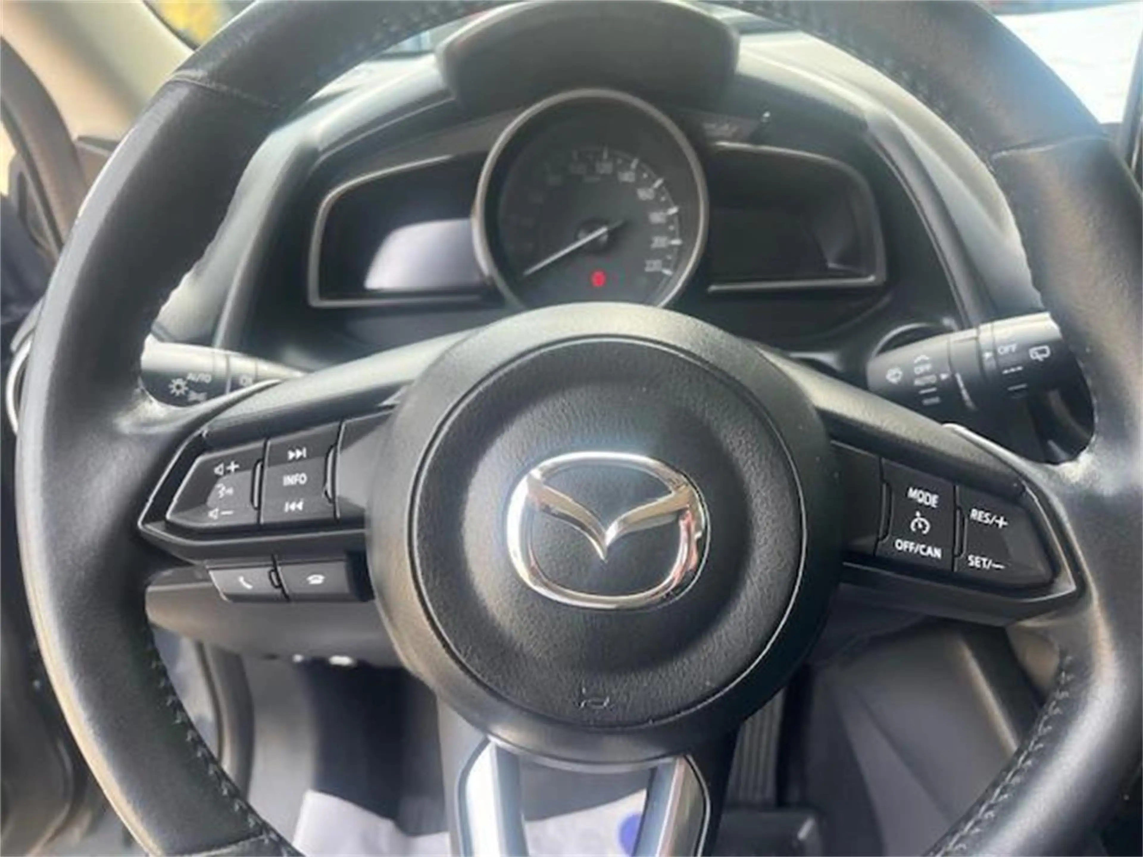 Mazda CX-3 G121 Takumi Winterräder, Navi, Kamera — photo 8