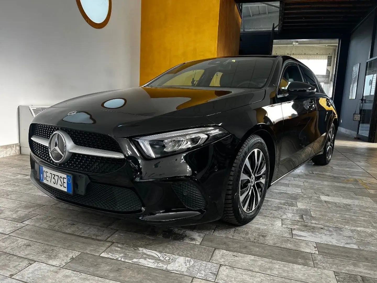 Mercedes-Benz A 180 d Automatic Sport Nero - 1