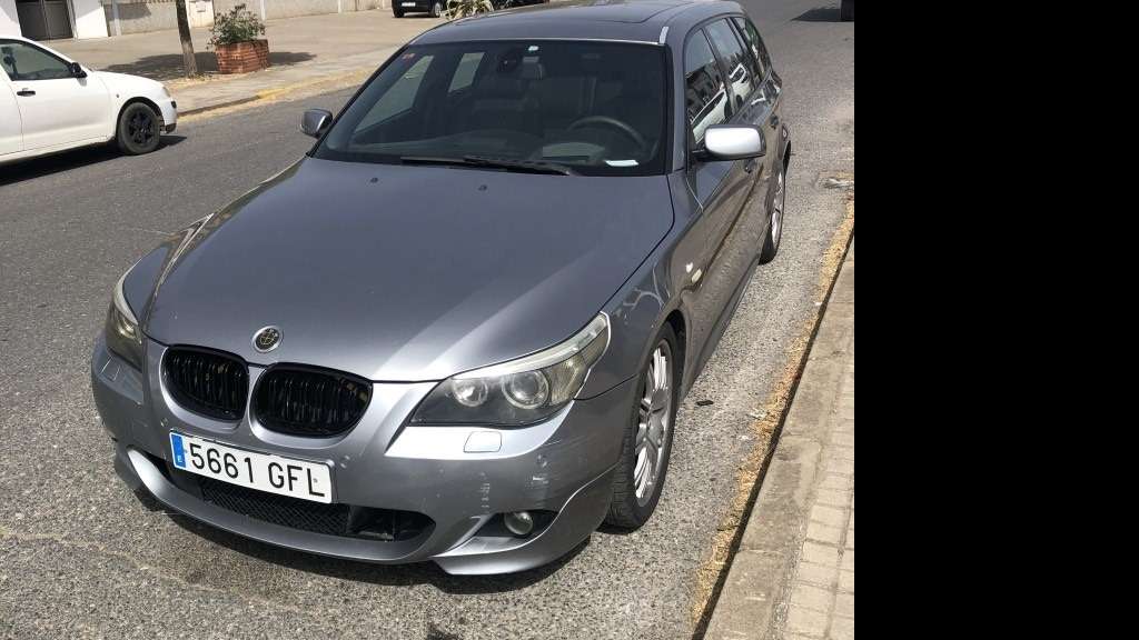 BMW 530 530d Touring Aut. - foto 1