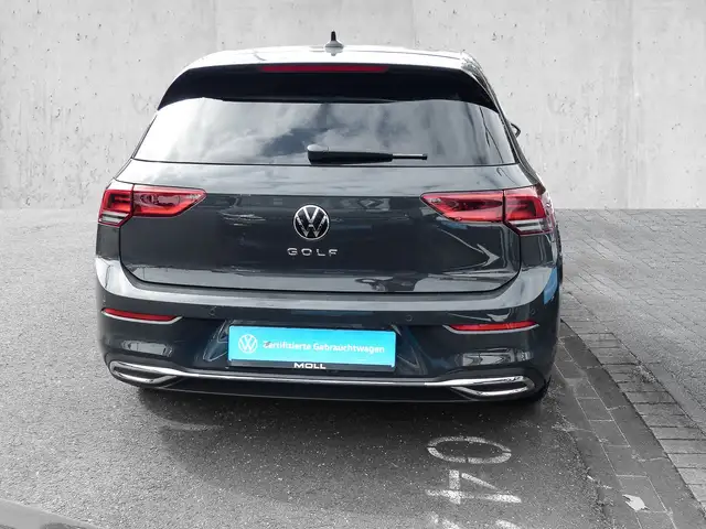 Volkswagen Golf view 6