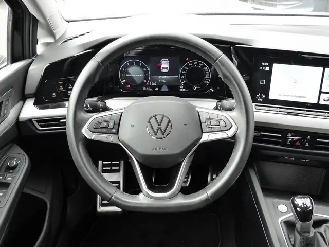 Volkswagen Golf view 12