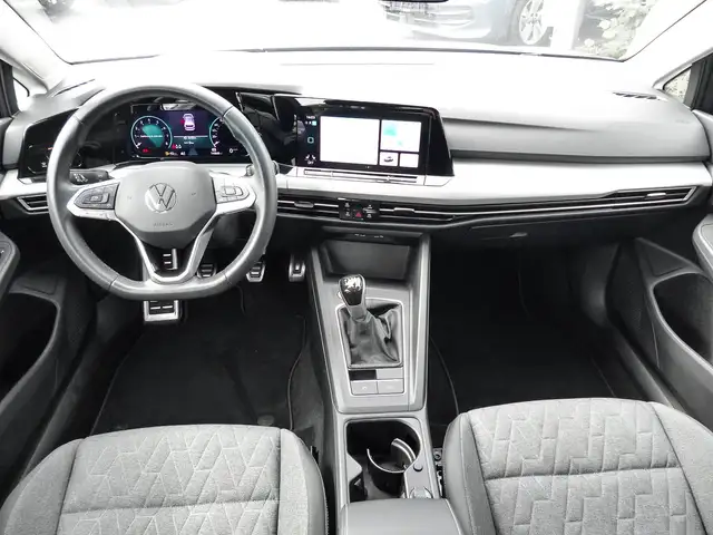 Volkswagen Golf view 9