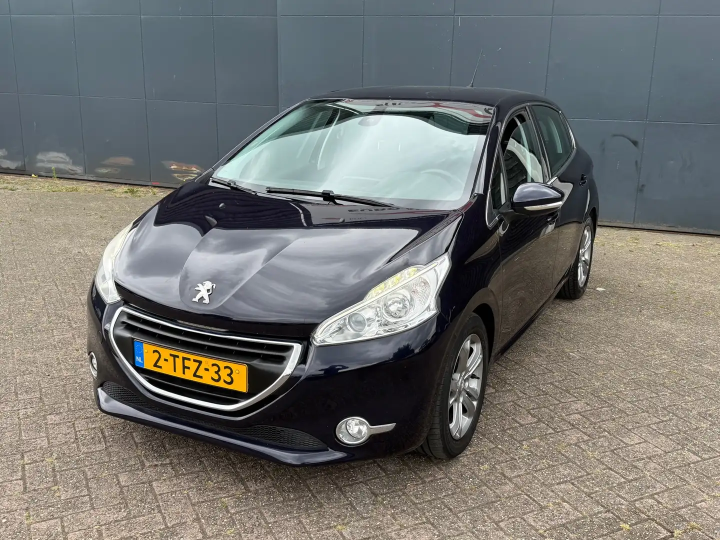 Peugeot 208 1.6 VTi Allure Blau - 2