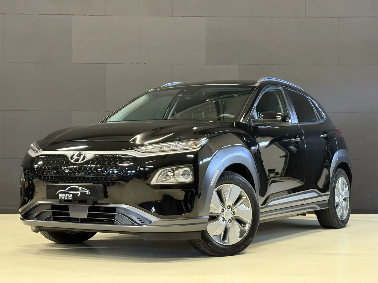 Hyundai KONA EV Comfort 64 kWh | Camera | Apple Carplay | Adapt Zwart - 1