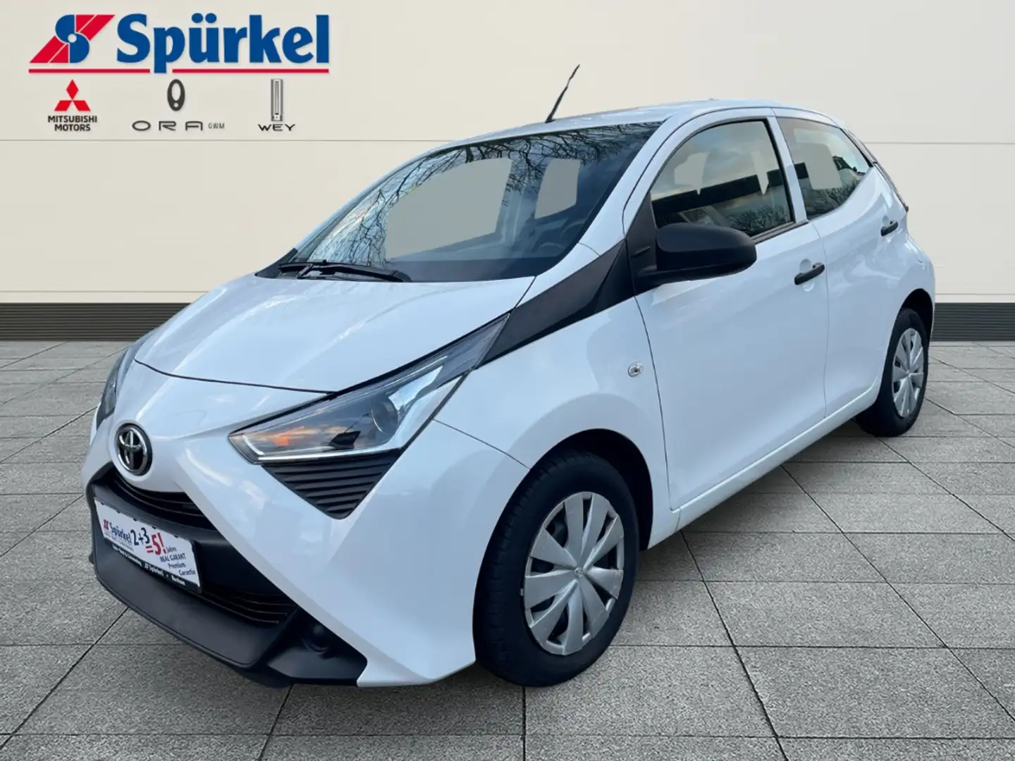 Toyota Aygo 1.0, Bluetooth, Klimaanlage, Radio Weiß - 1