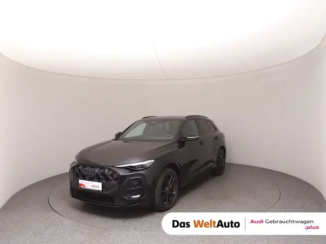 Audi Q5 main image