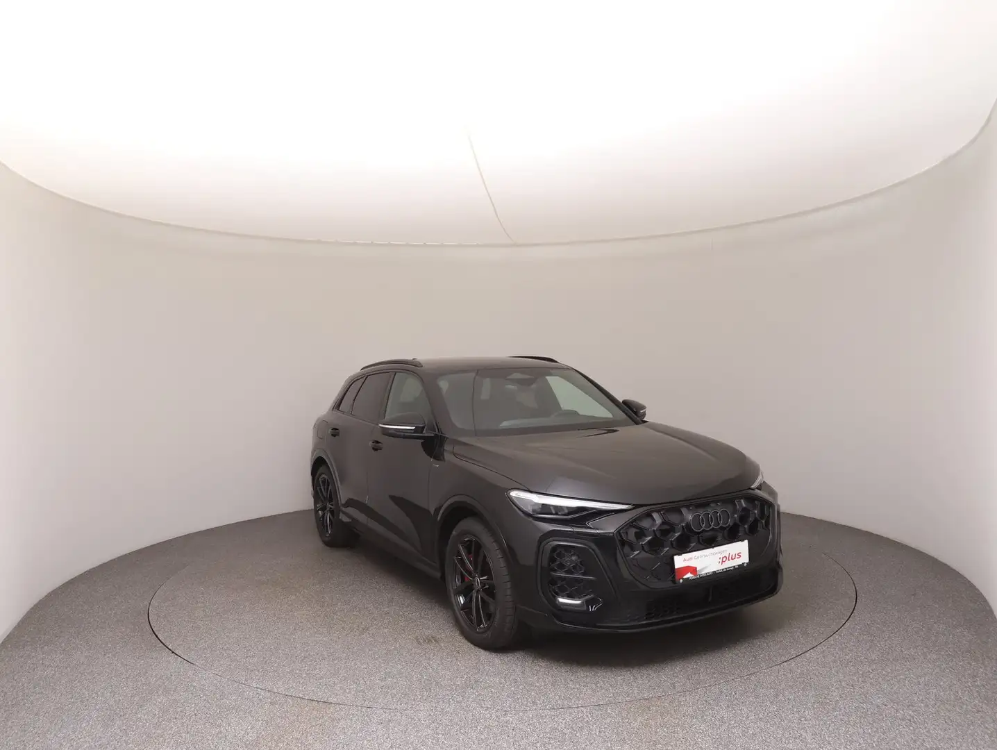 Audi Q5 e-hybrid quattro 220 KW Schwarz - 2
