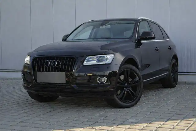 Audi Q5 3.0 TDI quattro AHK NAVI LEDER SHZ 20" ACC