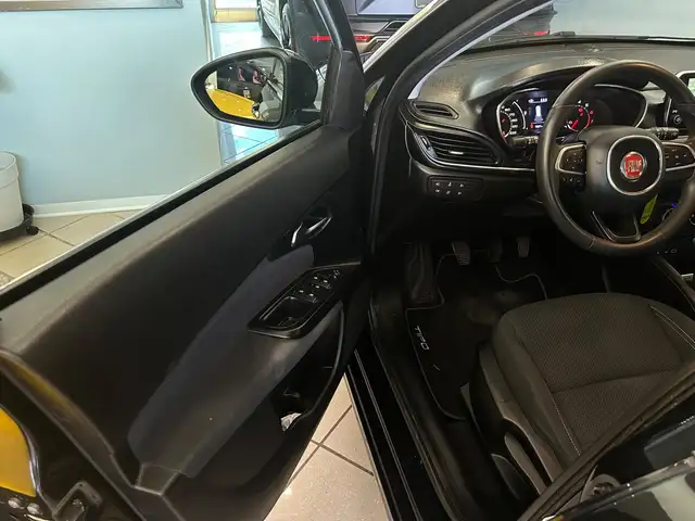 Fiat Tipo view 9
