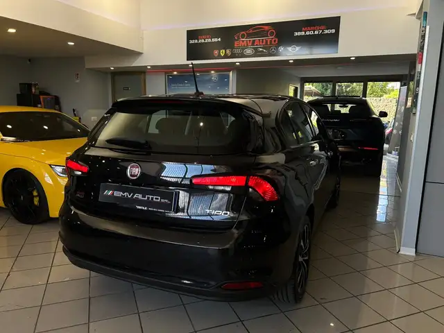Fiat Tipo view 12