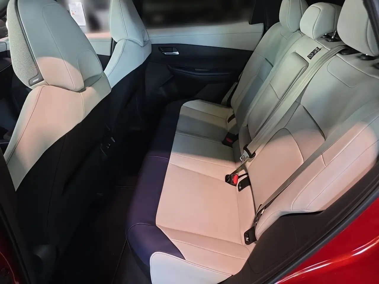 Nissan Leaf 2026 — фото 12