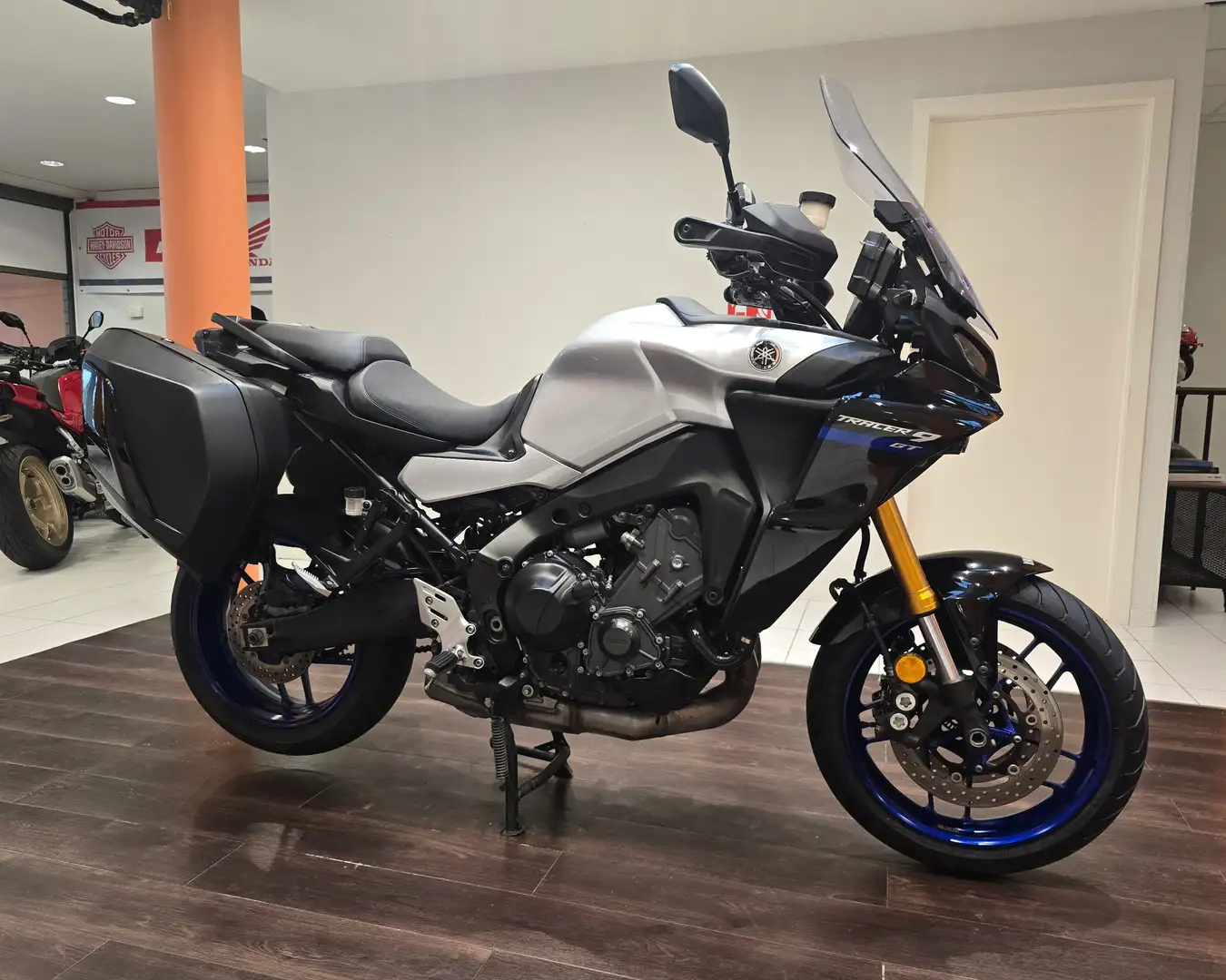 Yamaha Tracer 9 GT Argent - 2