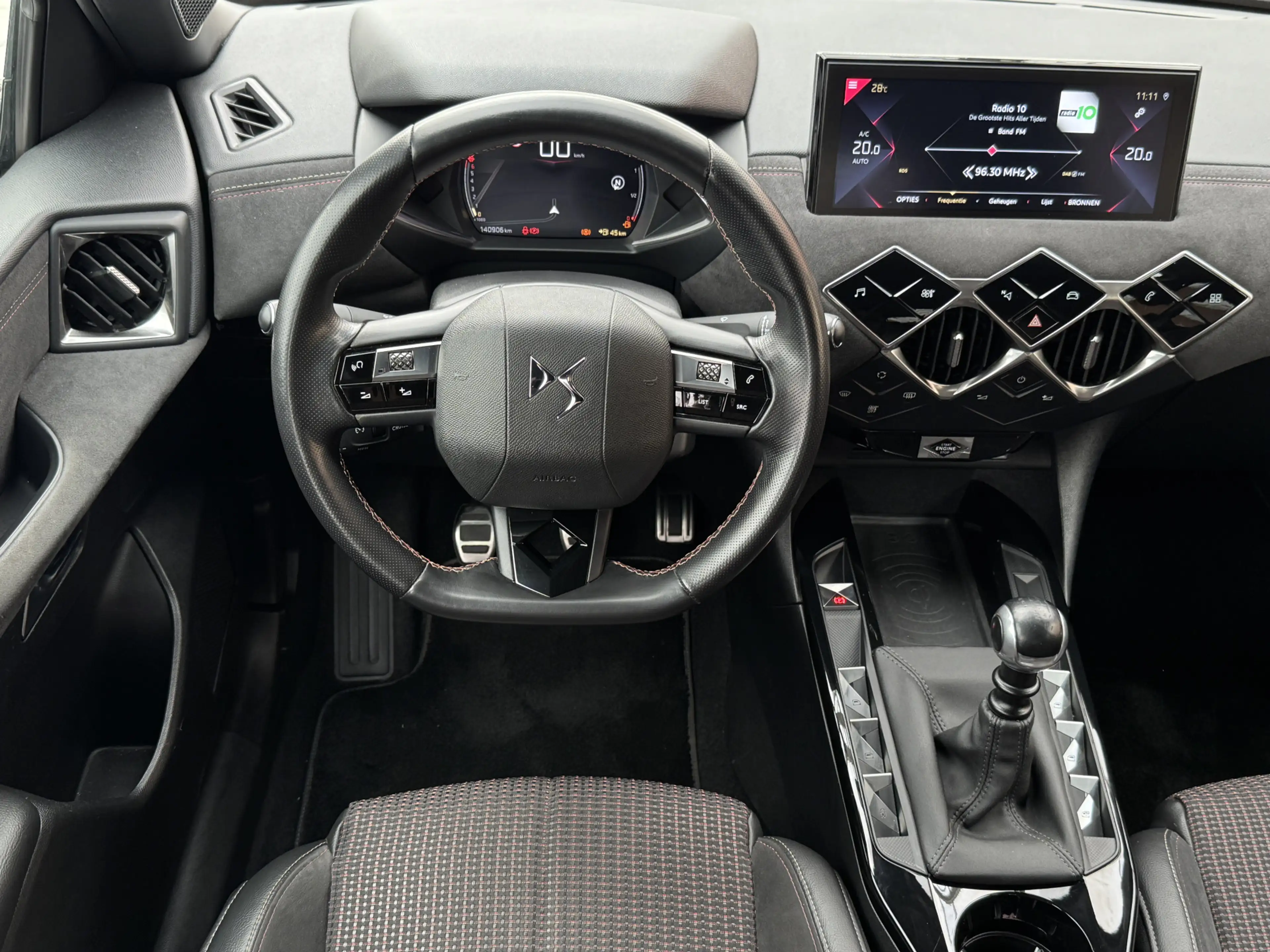 DS Automobiles DS 3 Crossback PureTech 100 Performance Line+ | Adaptive Cruise C — photo 10