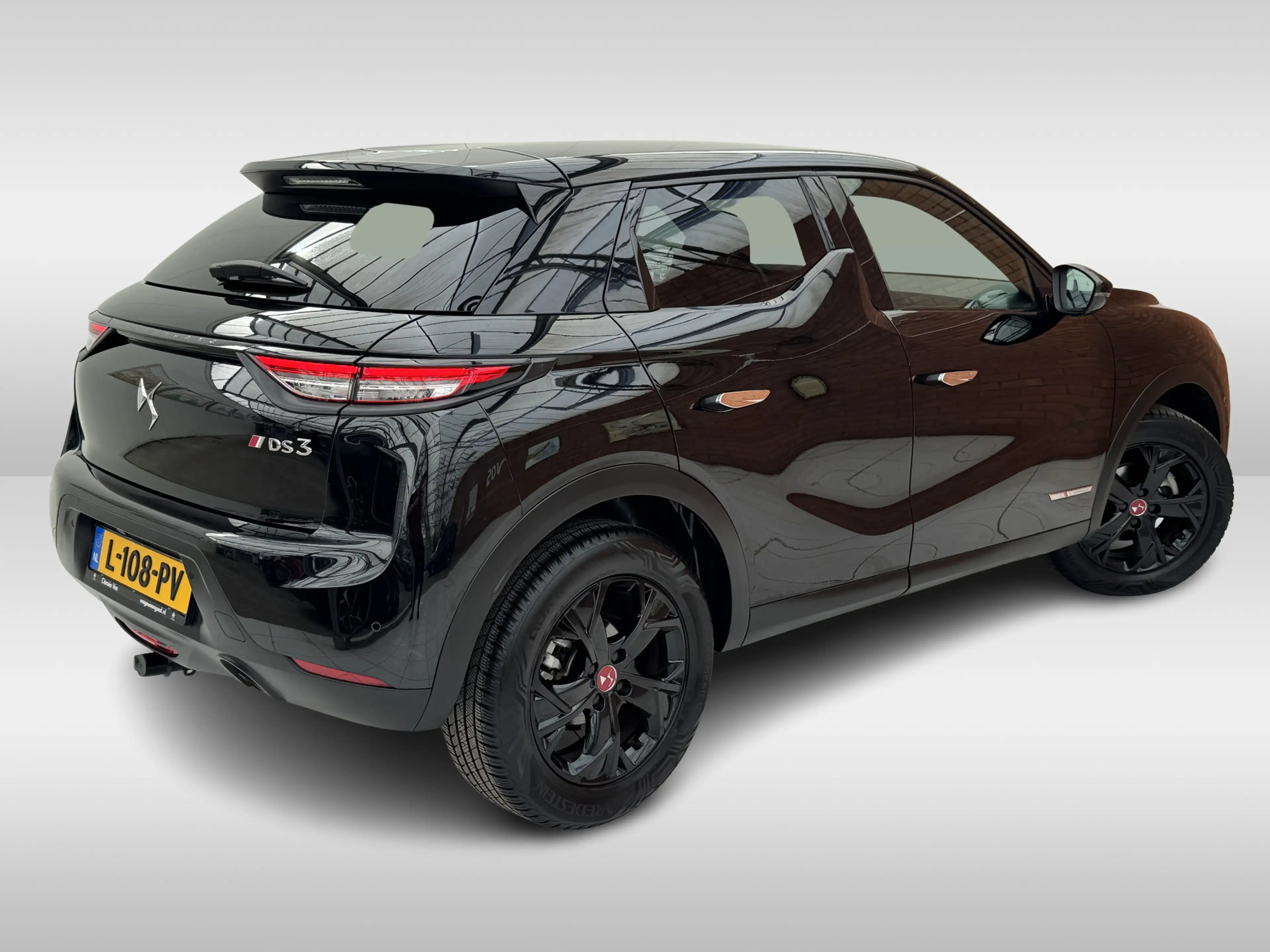 DS Automobiles DS 3 Crossback PureTech 100 Performance Line+ | Adaptive Cruise C — photo 2