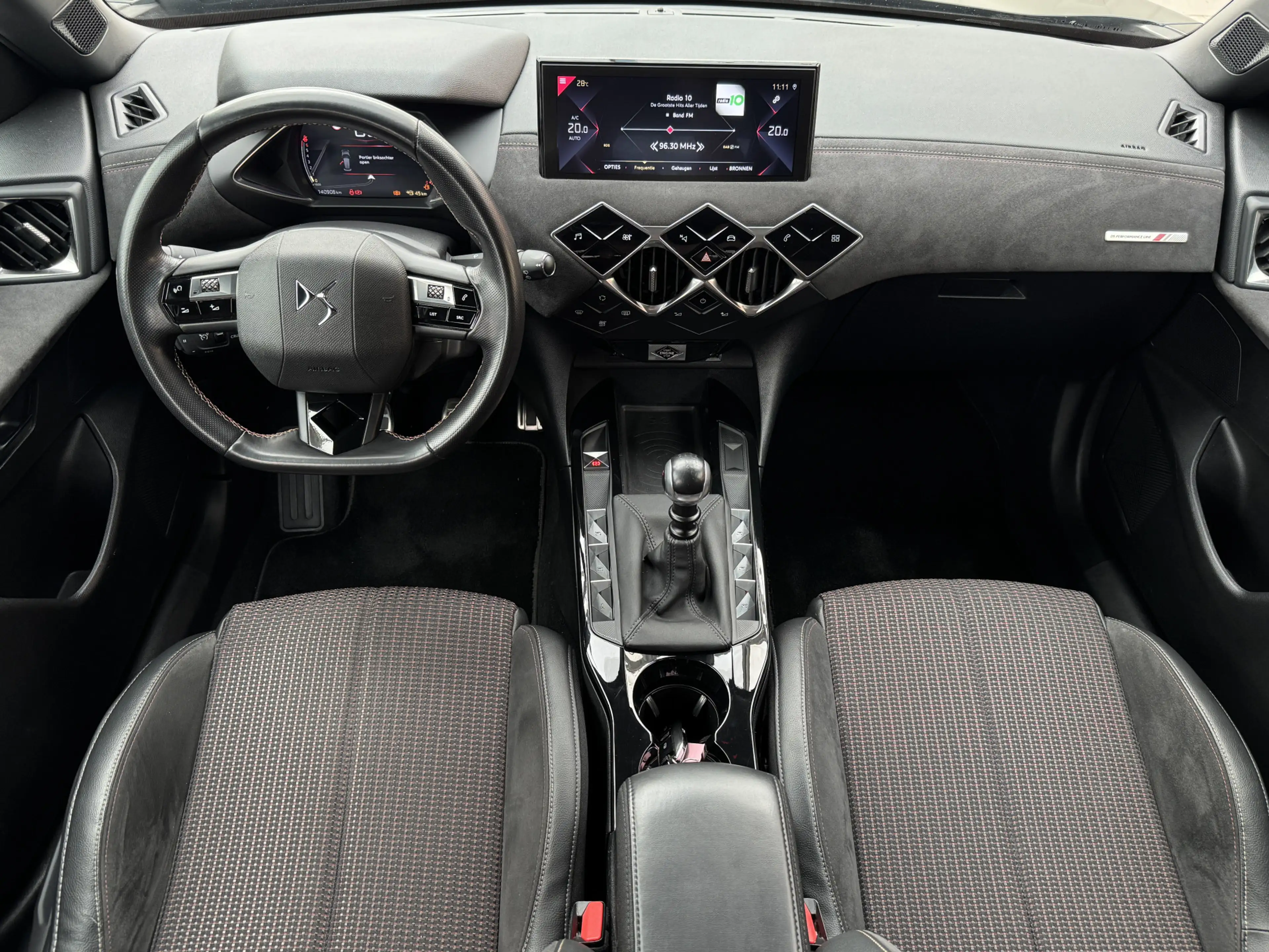 DS Automobiles DS 3 Crossback PureTech 100 Performance Line+ | Adaptive Cruise C — photo 7