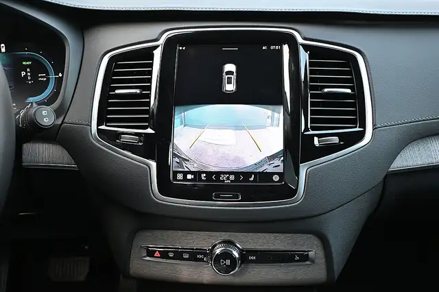 Volvo XC90 T8 AWD Recharge PHEV Plus Dark Geartronic ACC, ... Ansicht 6