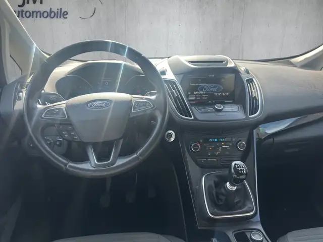Ford C-Max view 14