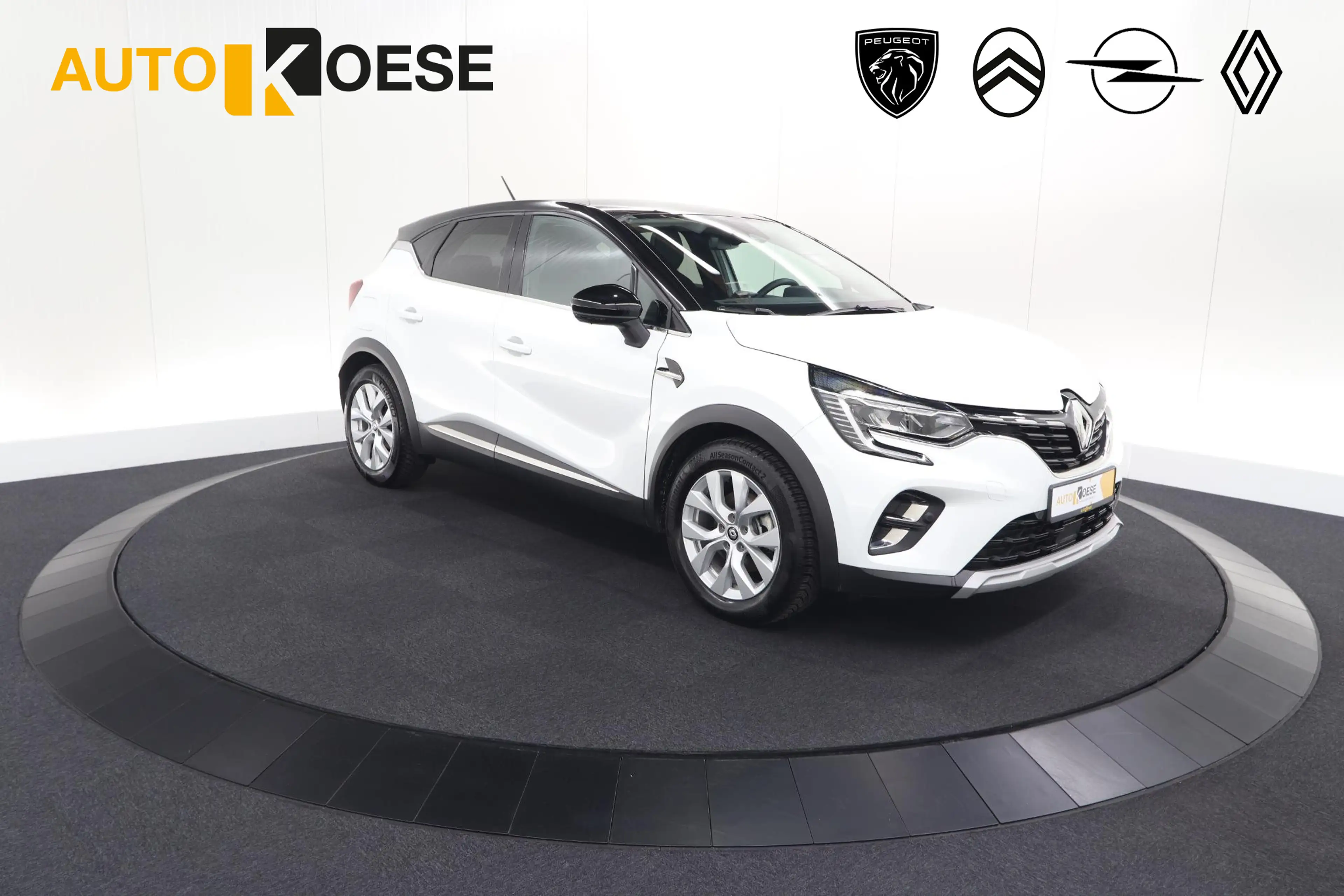 Renault Captur 1.6 E-Tech Hybrid 145 Intens | Trekhaak | Camera |