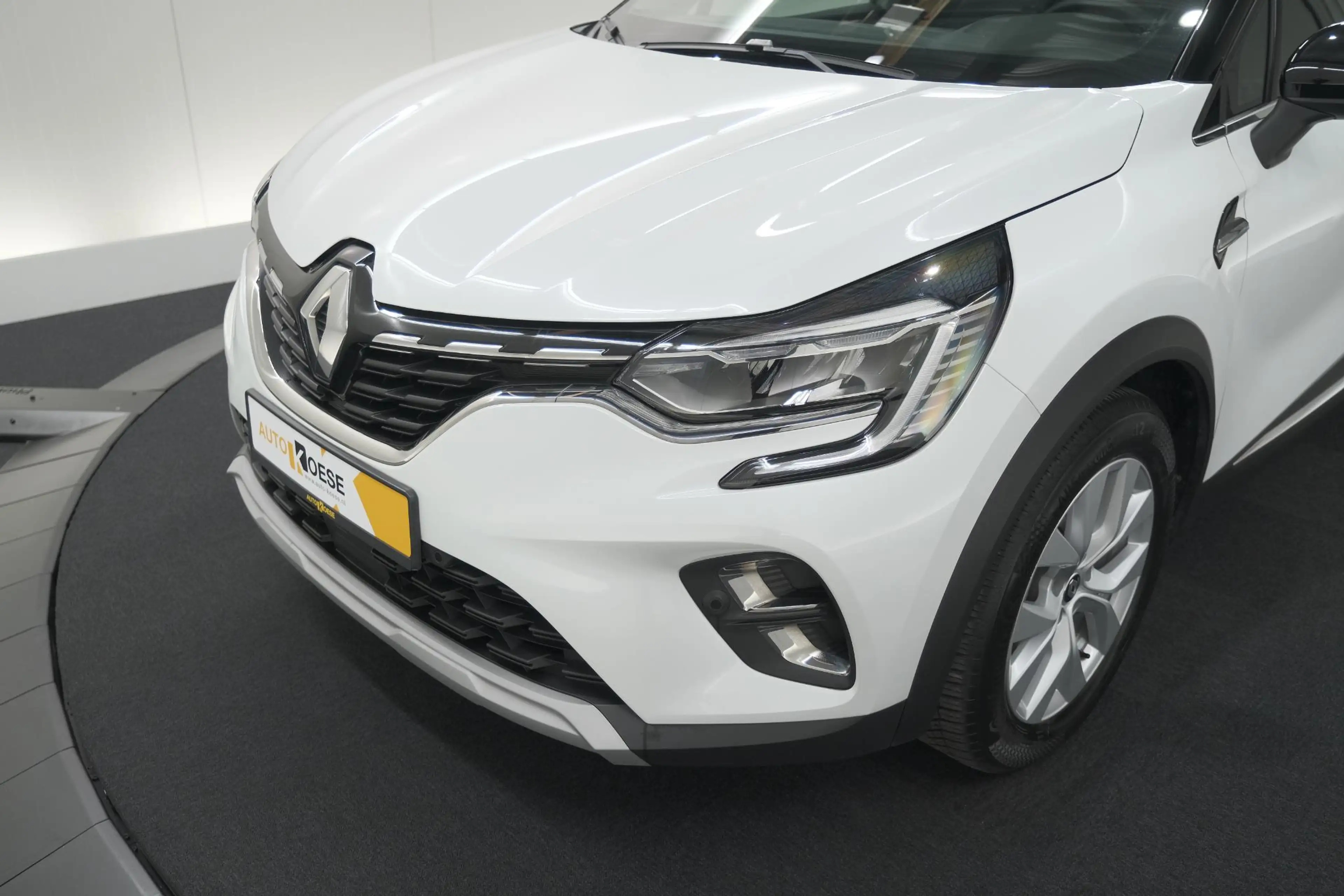 Renault Captur 1.6 E-Tech Hybrid 145 Intens | Trekhaak | Camera | — photo 10