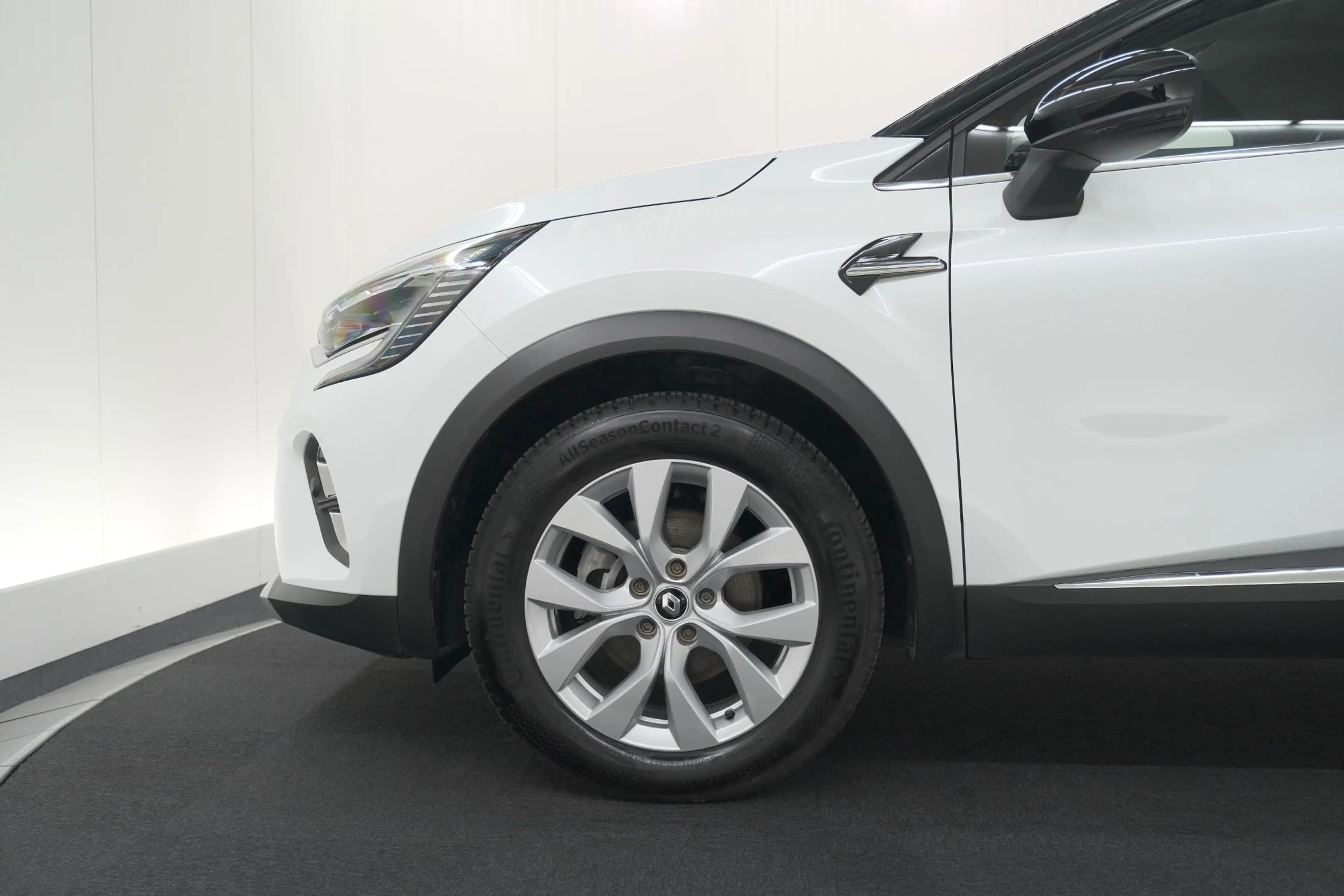 Renault Captur 1.6 E-Tech Hybrid 145 Intens | Trekhaak | Camera | — photo 13