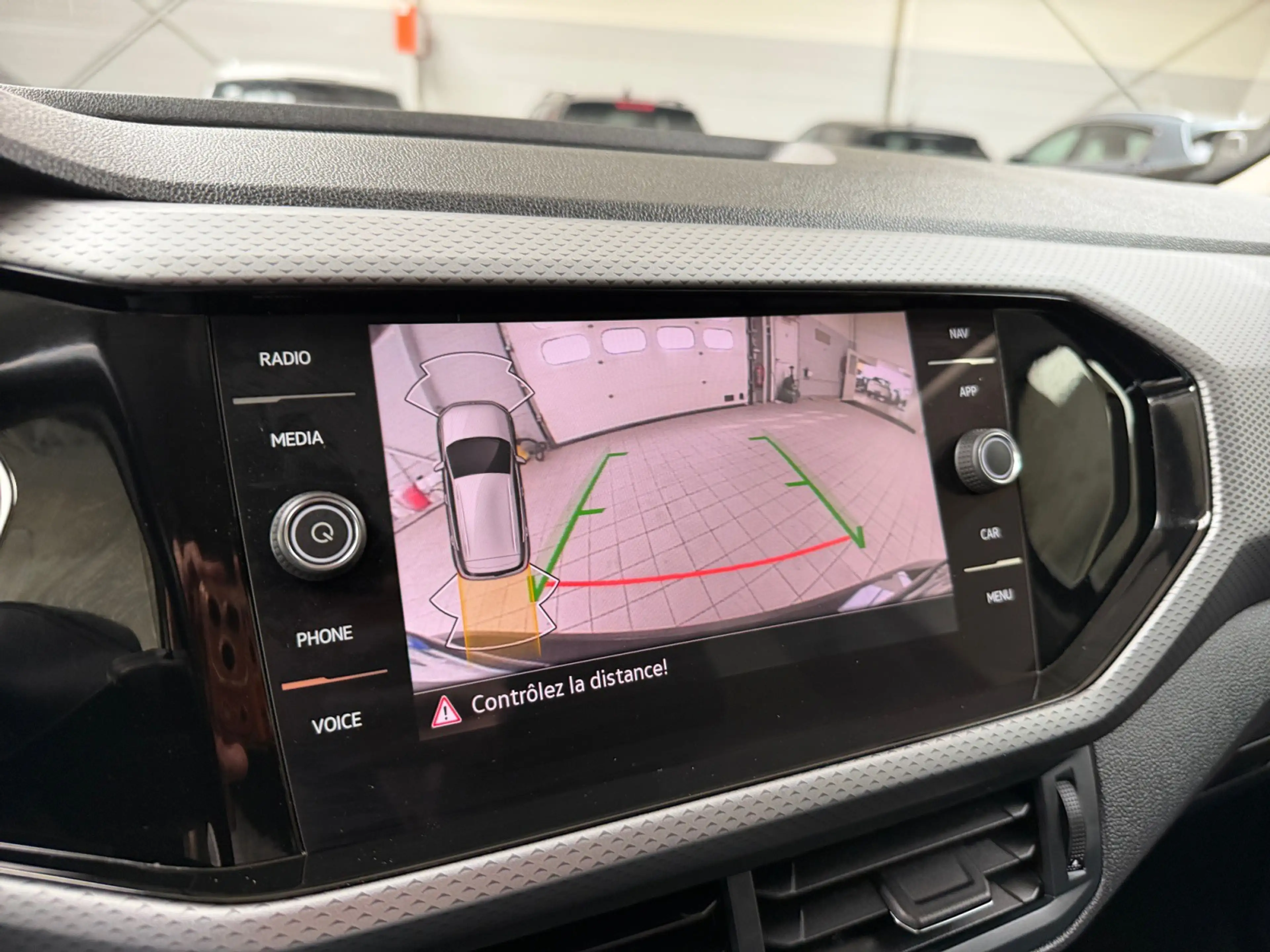 Volkswagen T-Cross T-Cross 1.0 TSI Active / CARPLAY / CAMERA / ACC / LANE ASSIST — photo 14
