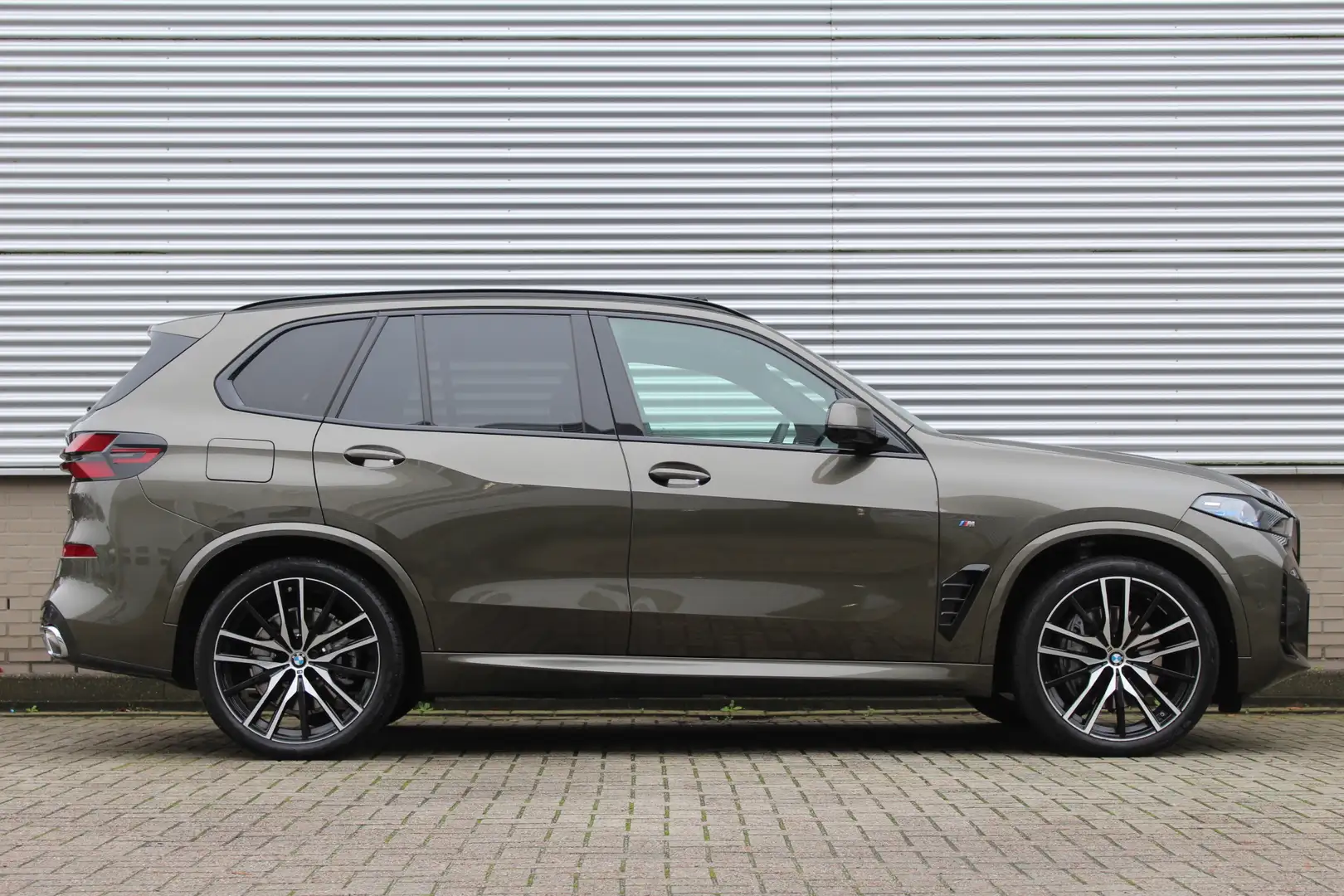 BMW X5 xDrive50e M-Sport | Panoramadak | Luchtvering | Ha Vert - 2